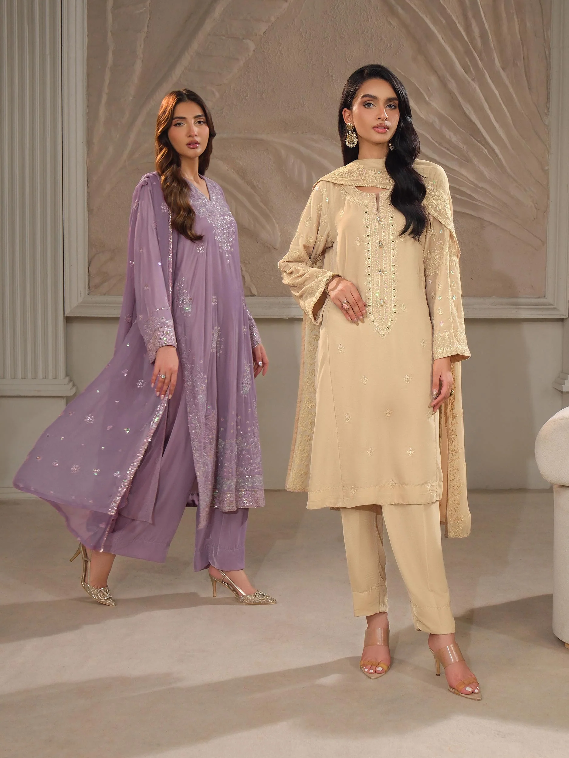 3 Piece Velvet Suit-Embroidered (Unstitched) - Image 8