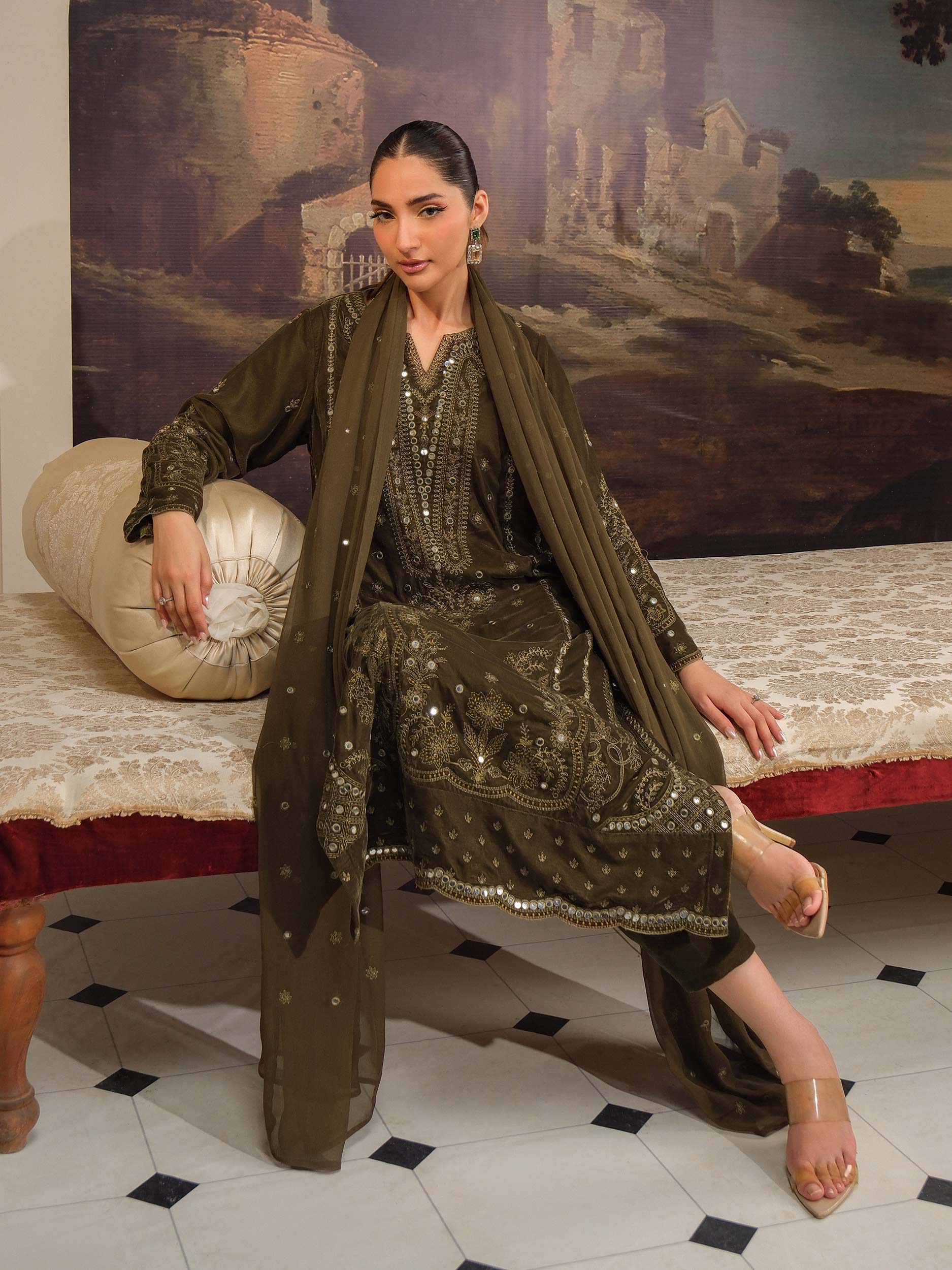 3 Piece Velvet Suit-Embroidered (Unstitched) - Image 2