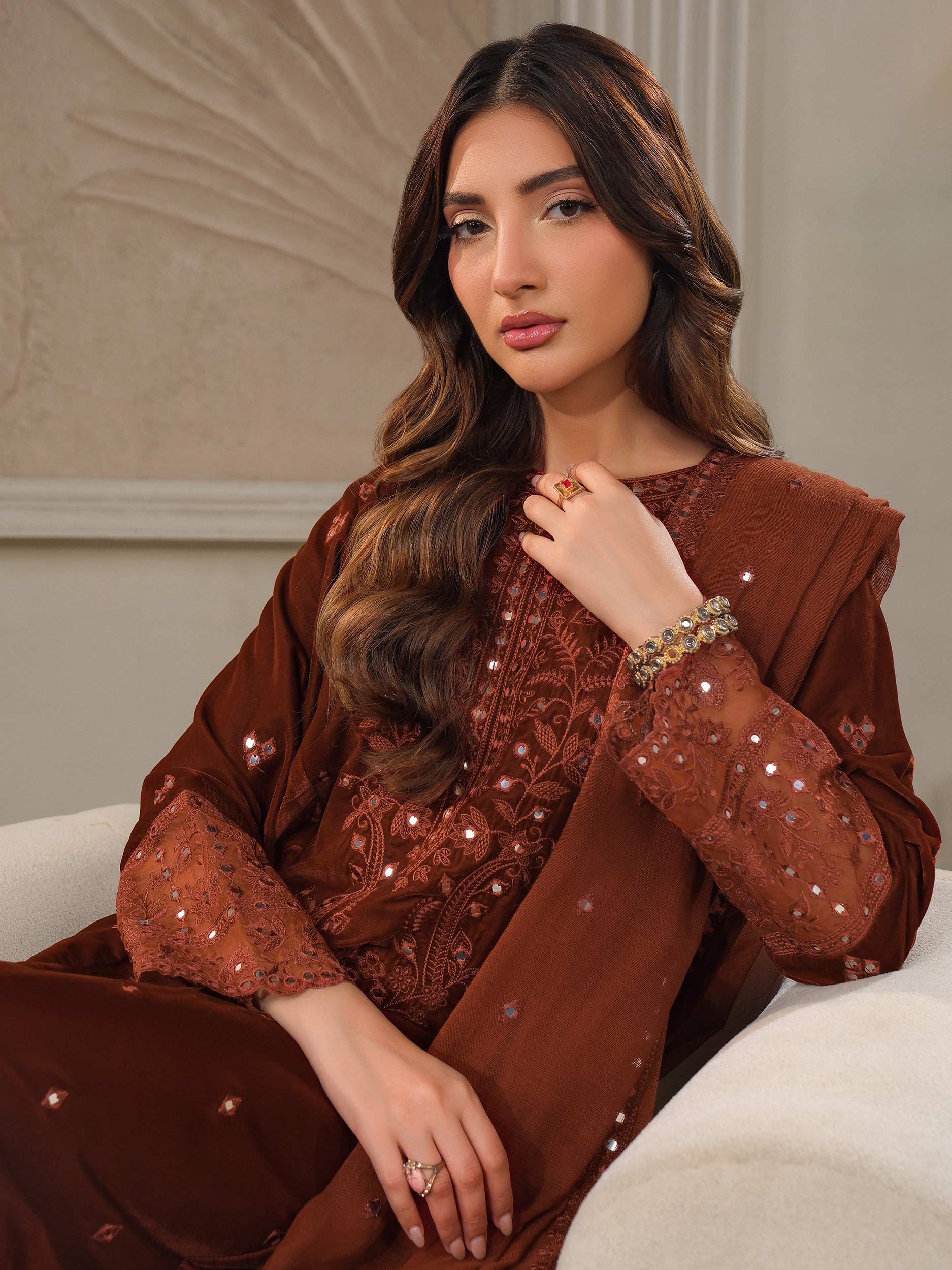 3 Piece Velvet Suit-Embroidered (Unstitched) - Image 8