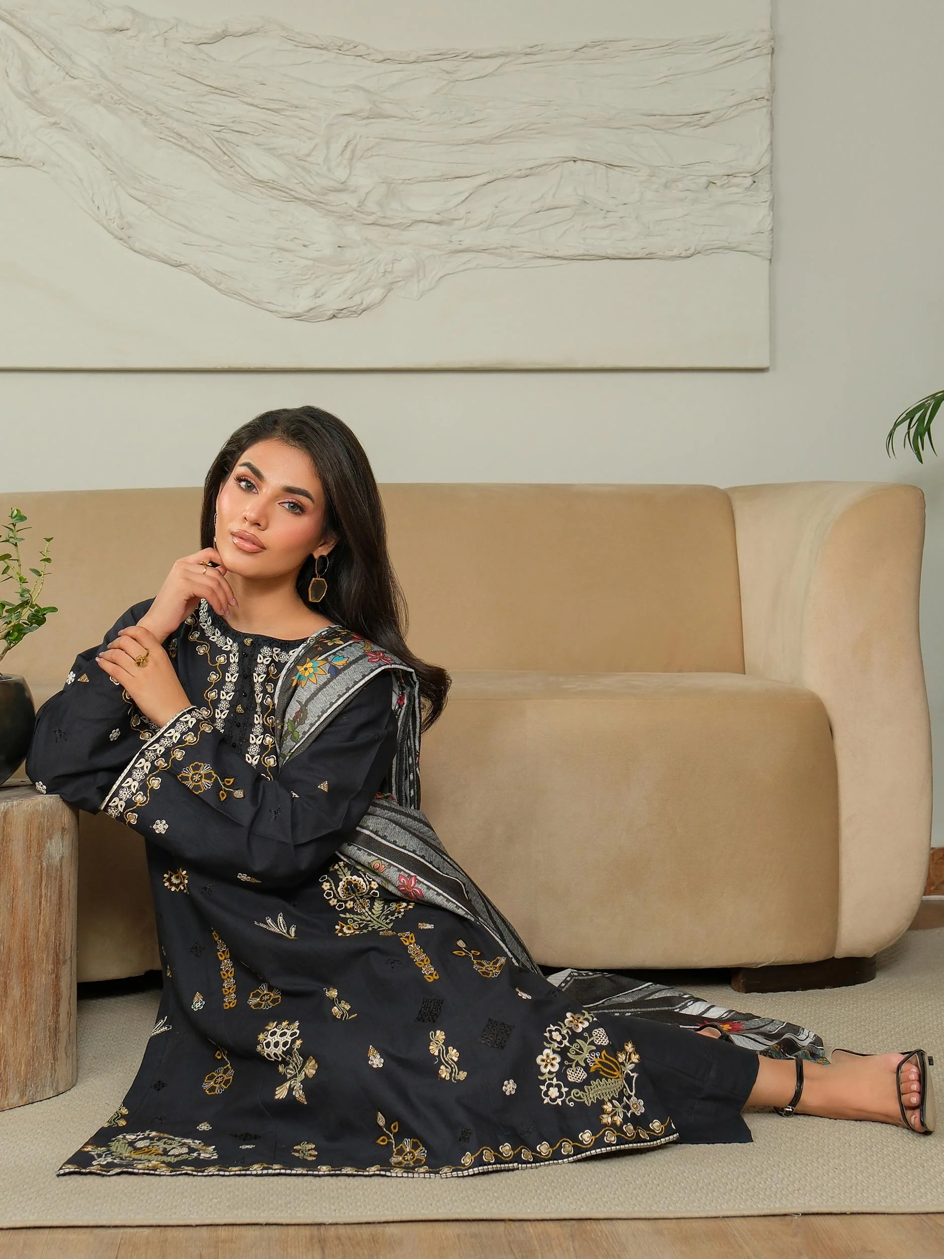 3 Piece Khaddar Suit-Embroidered (Unstitched) - Image 3