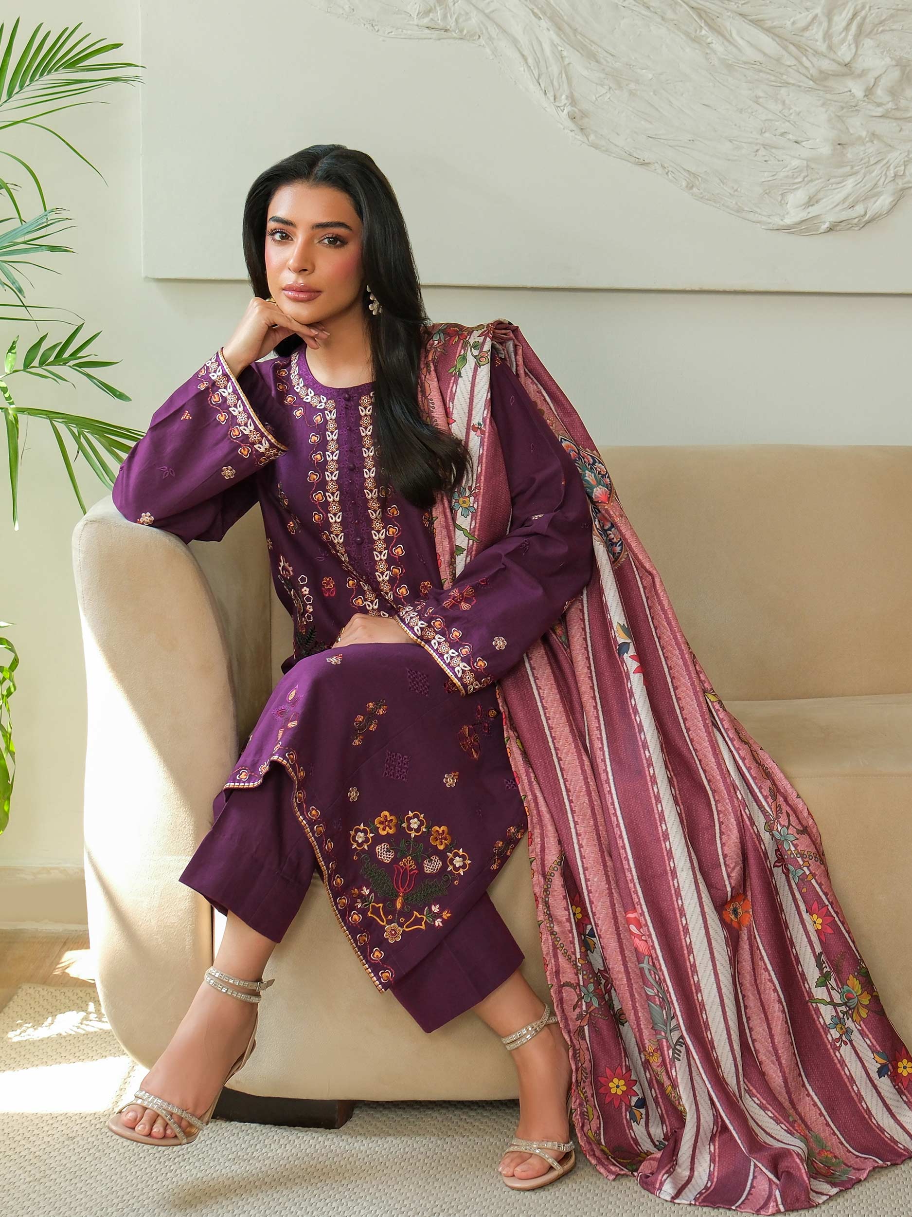 3 Piece Khaddar Suit-Embroidered (Unstitched) - Image 2