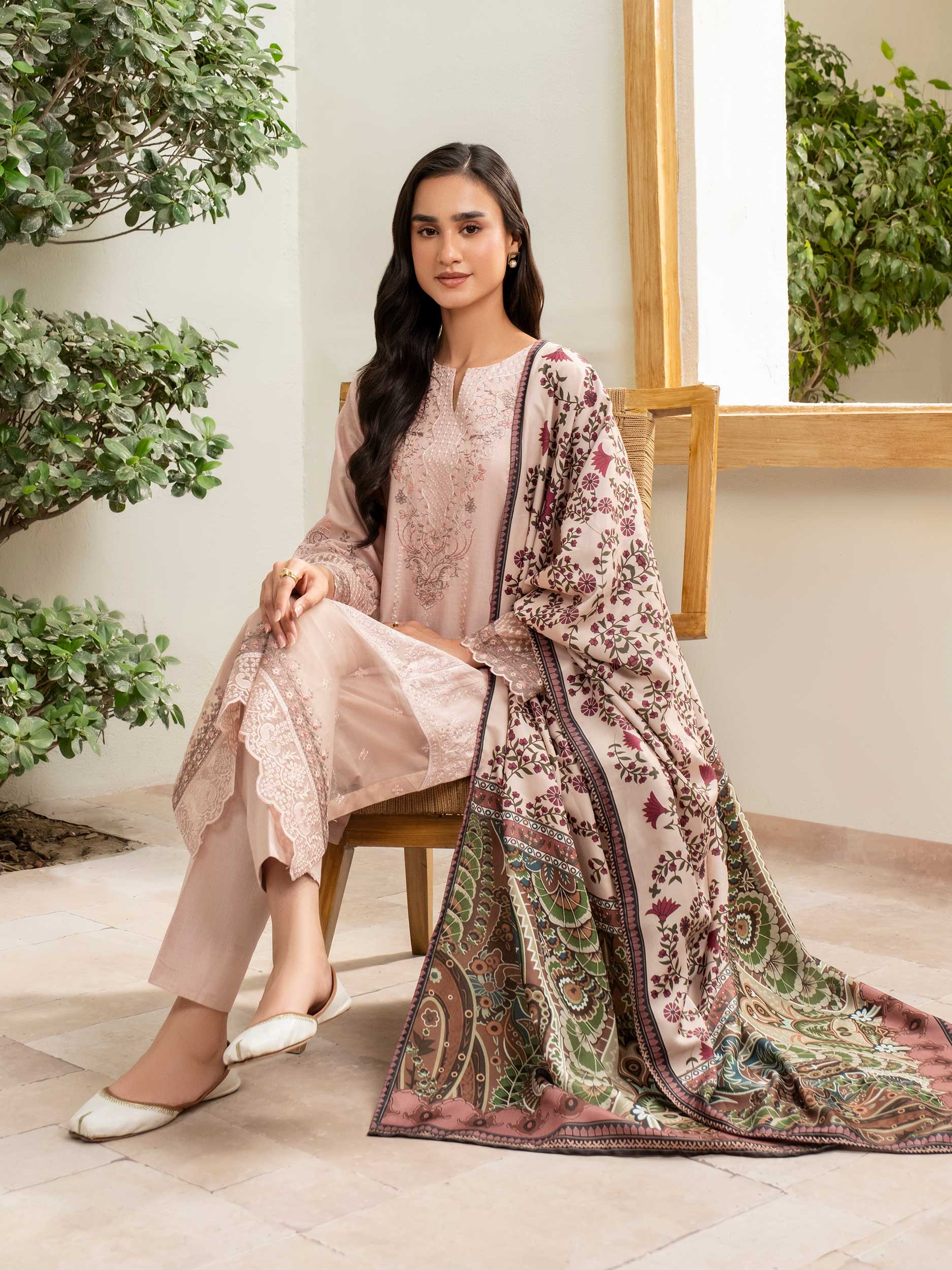 3 Piece Khaddar Suit-Embroidered (Unstitched) - Image 5