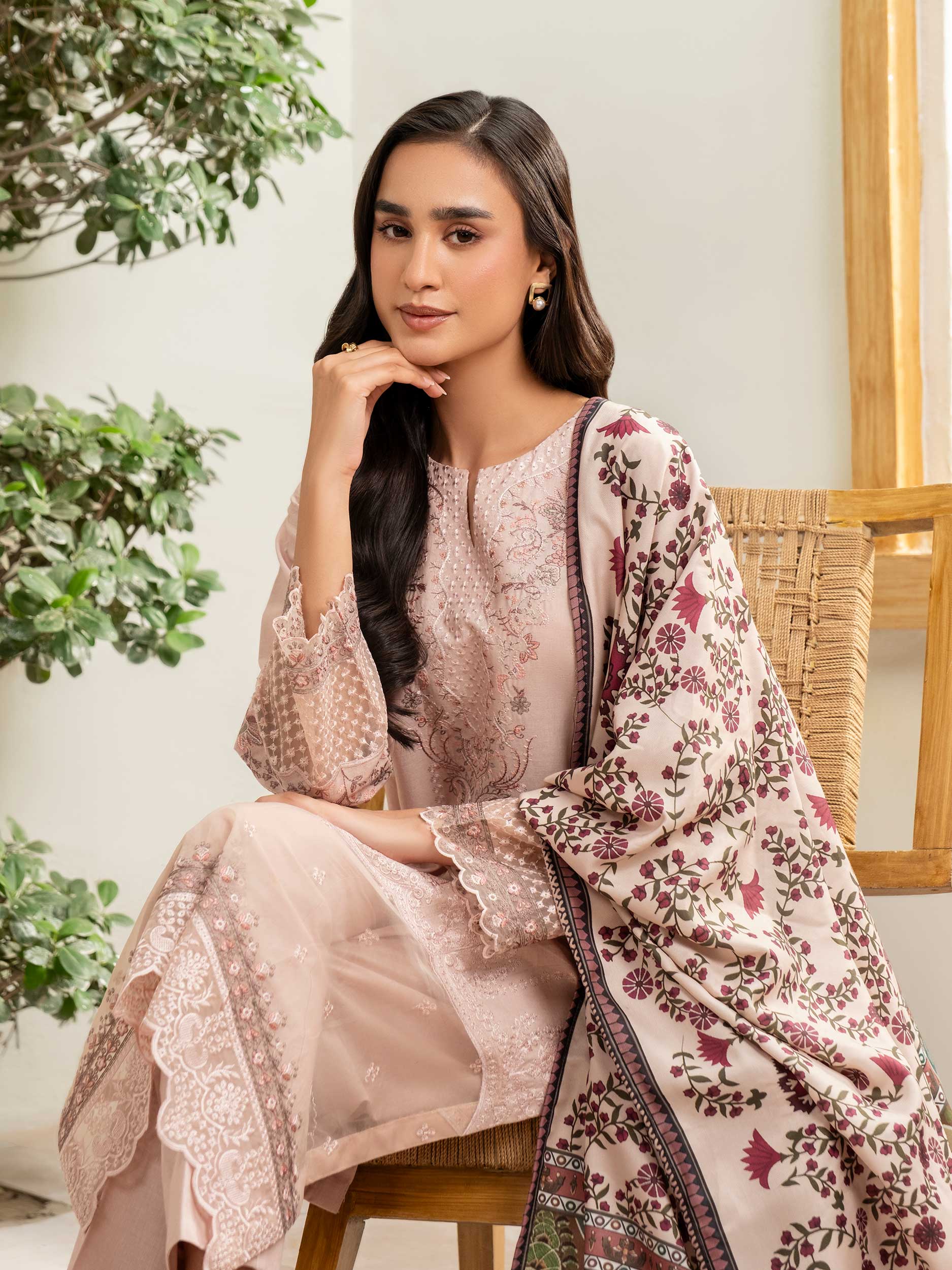 3 Piece Khaddar Suit-Embroidered (Unstitched) - Image 6