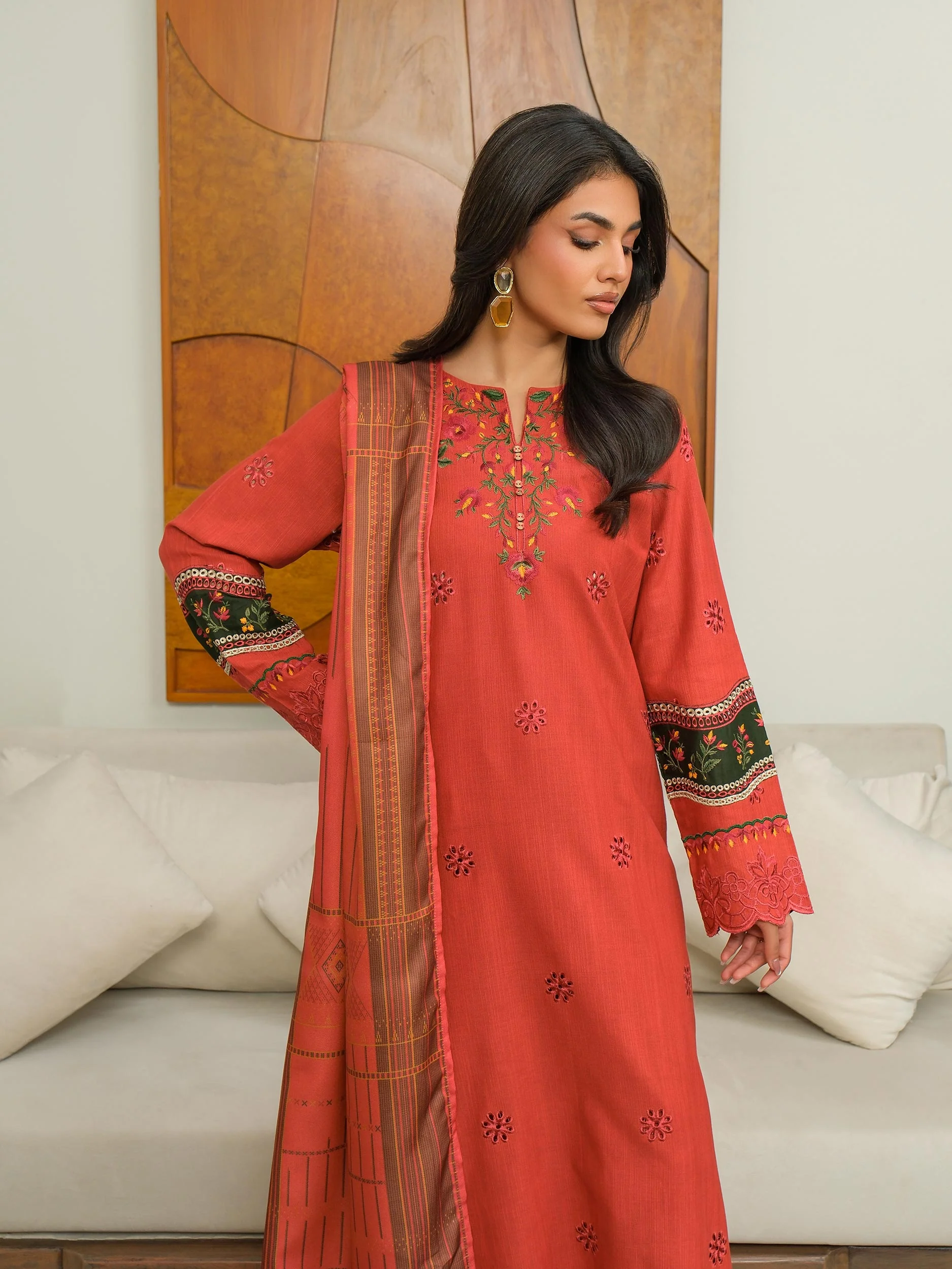 3 Piece Khaddar Suit-Embroidered (Unstitched) - Image 7