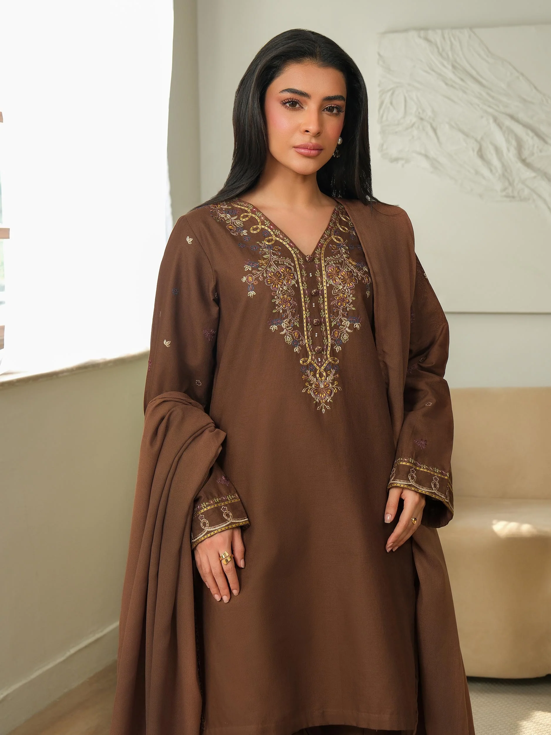 3 Piece Khaddar Suit-Embroidered (Unstitched) - Image 7