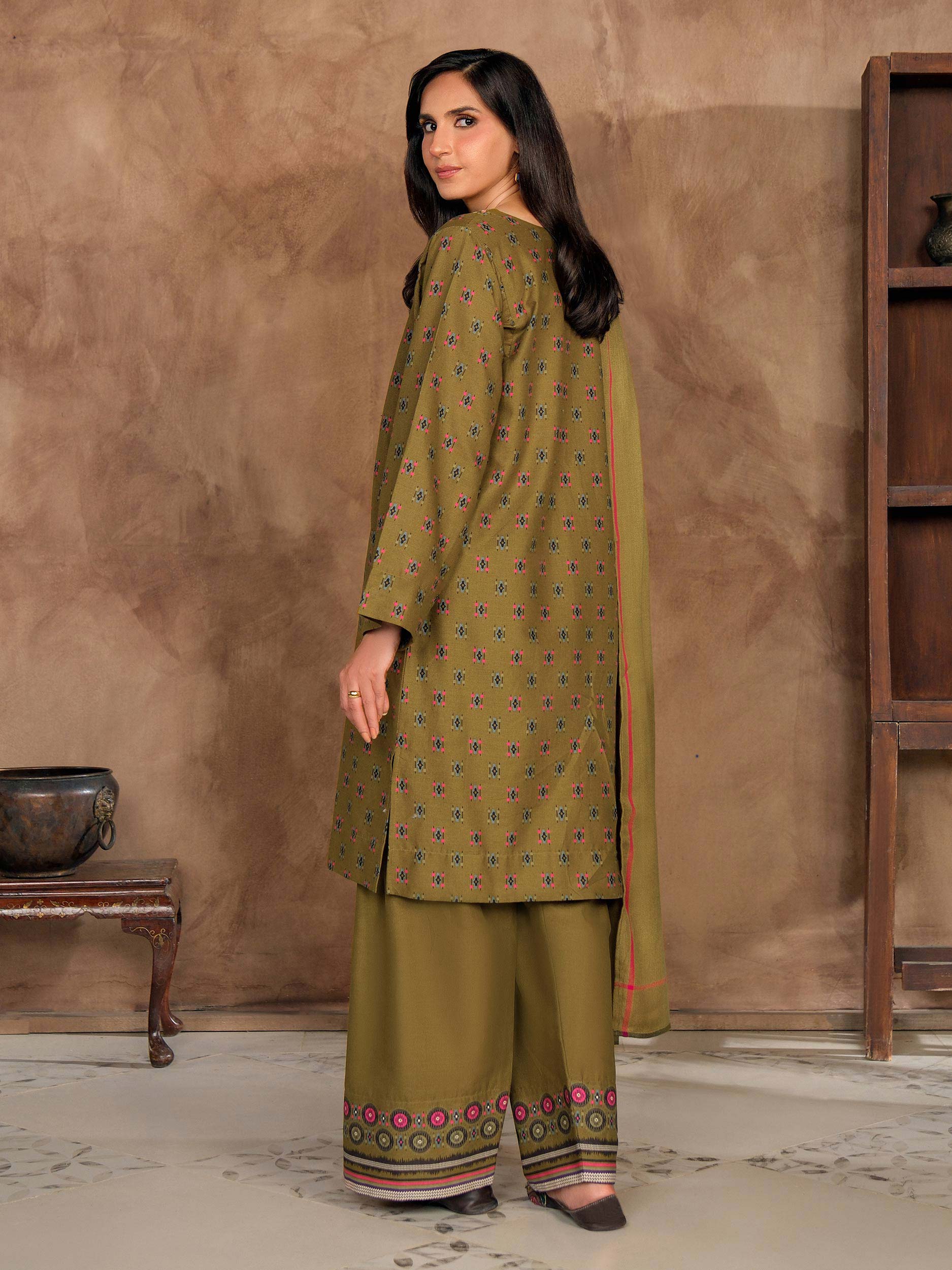 3 Piece Khaddar Suit-Embroidered (Unstitched) - Image 6
