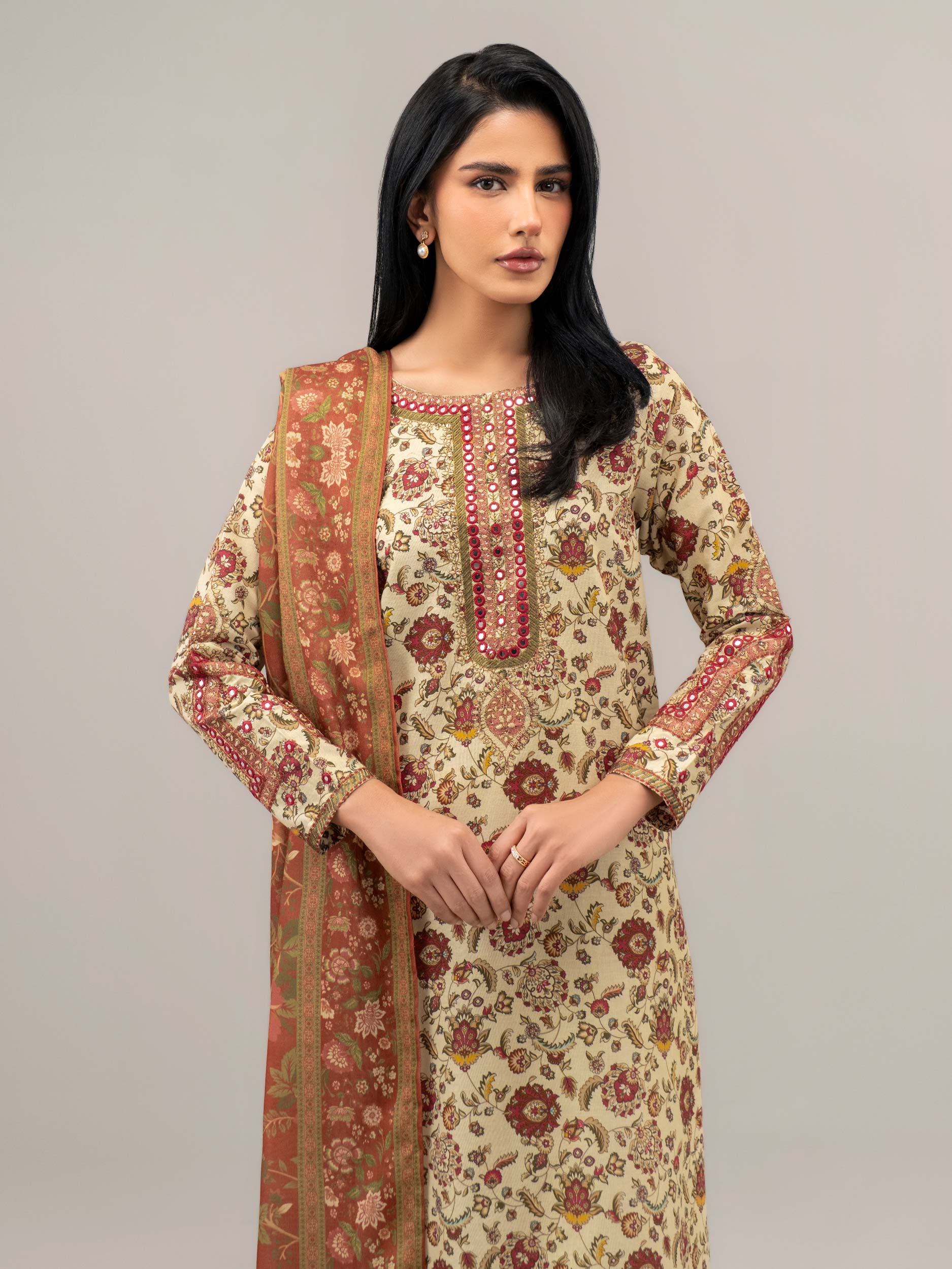 3 Piece Khaddar Suit-Embroidered (Unstitched) - Image 4