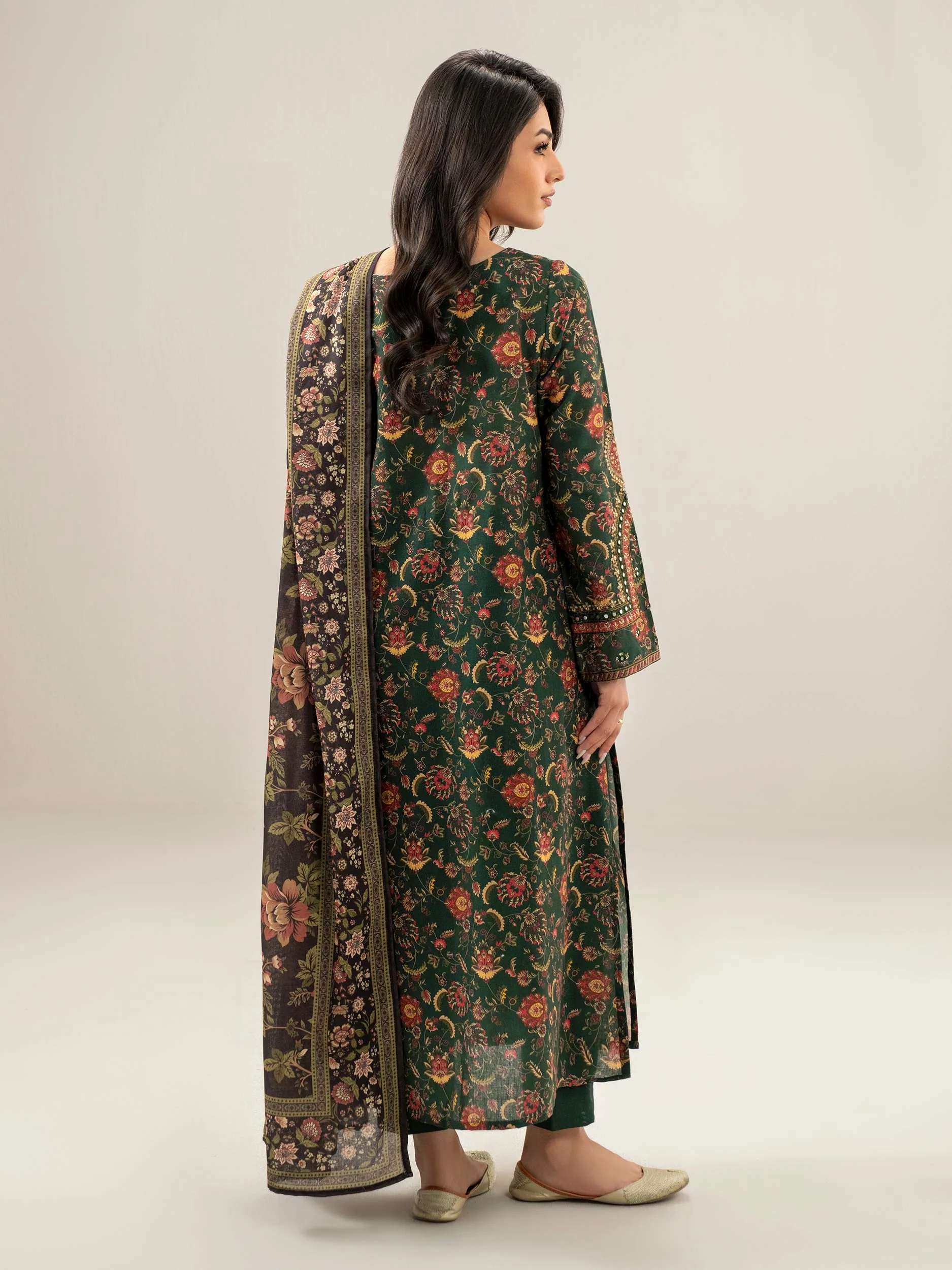 3 Piece Khaddar Suit-Embroidered (Unstitched) - Image 3