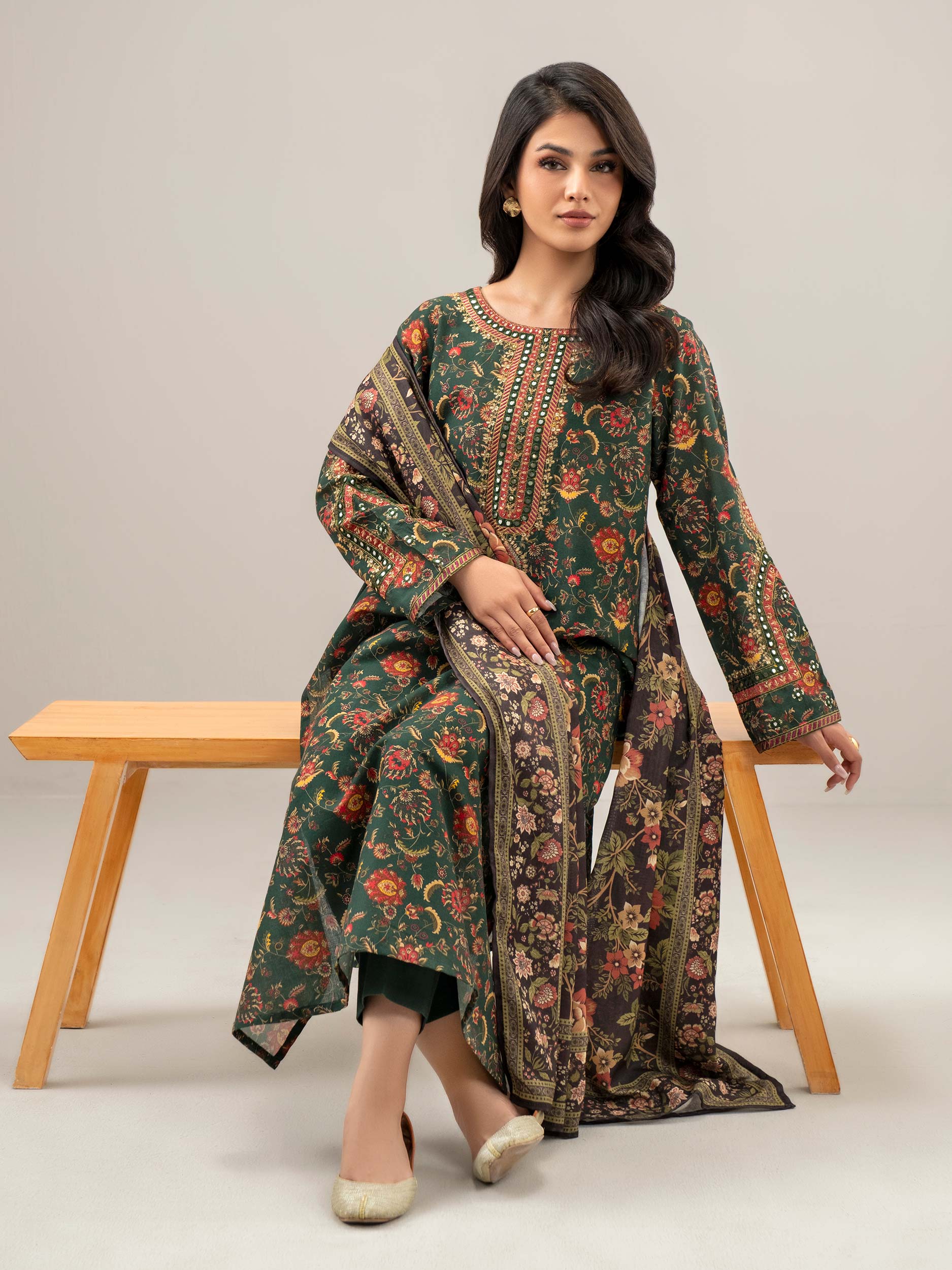 3 Piece Khaddar Suit-Embroidered (Unstitched) - Image 4