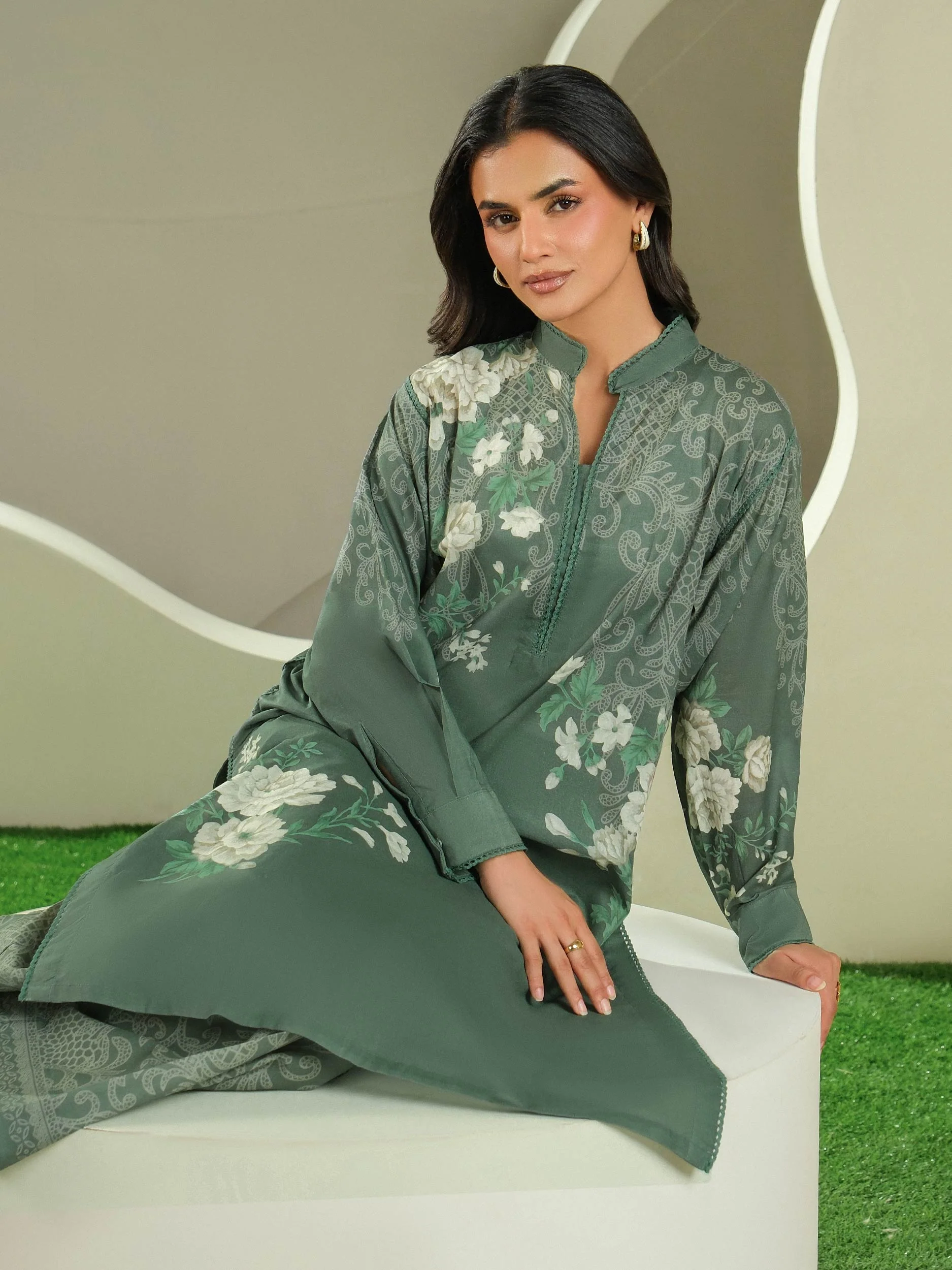 2 Piece Lawn Suit-Printed (Unstitched) - Image 4