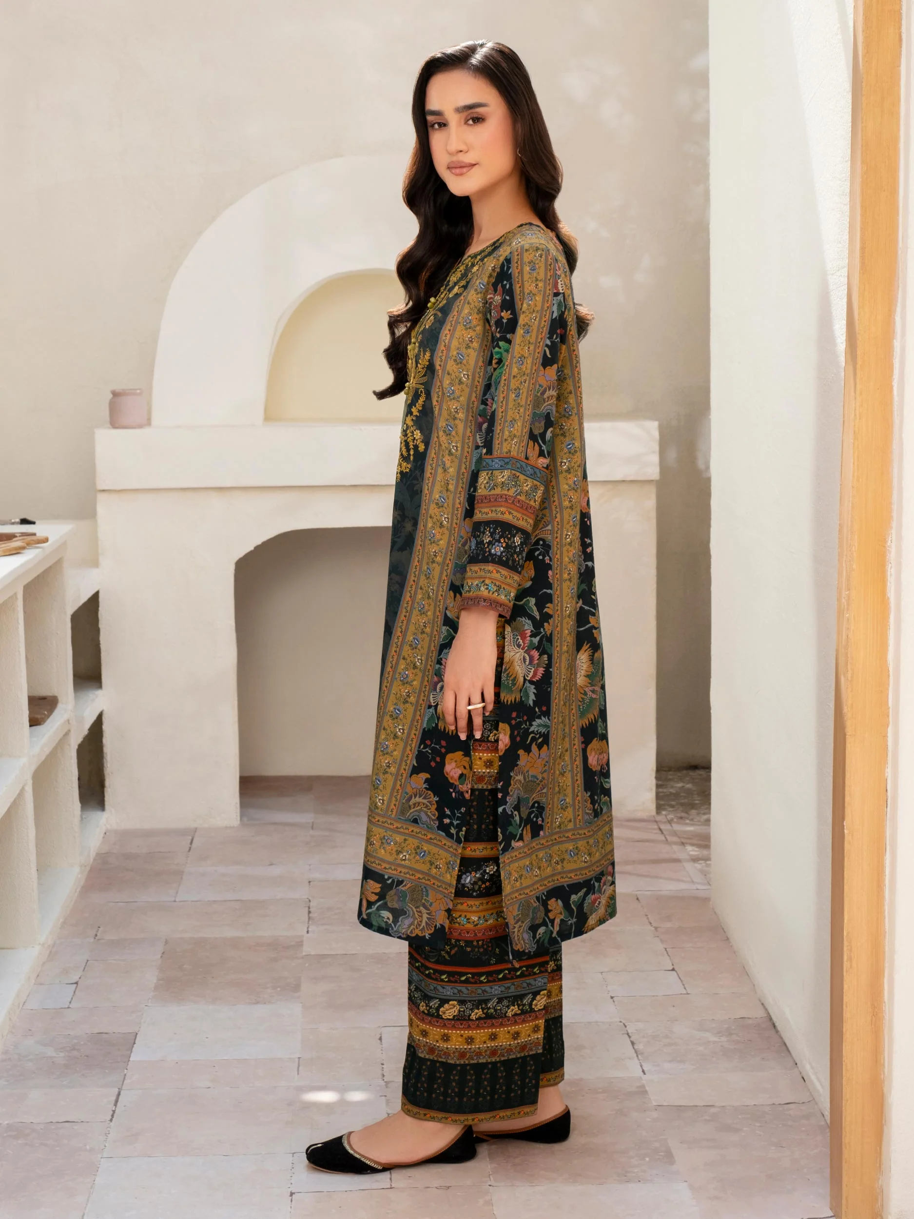 3 Piece Khaddar Suit-Embroidered (Unstitched) - Image 3