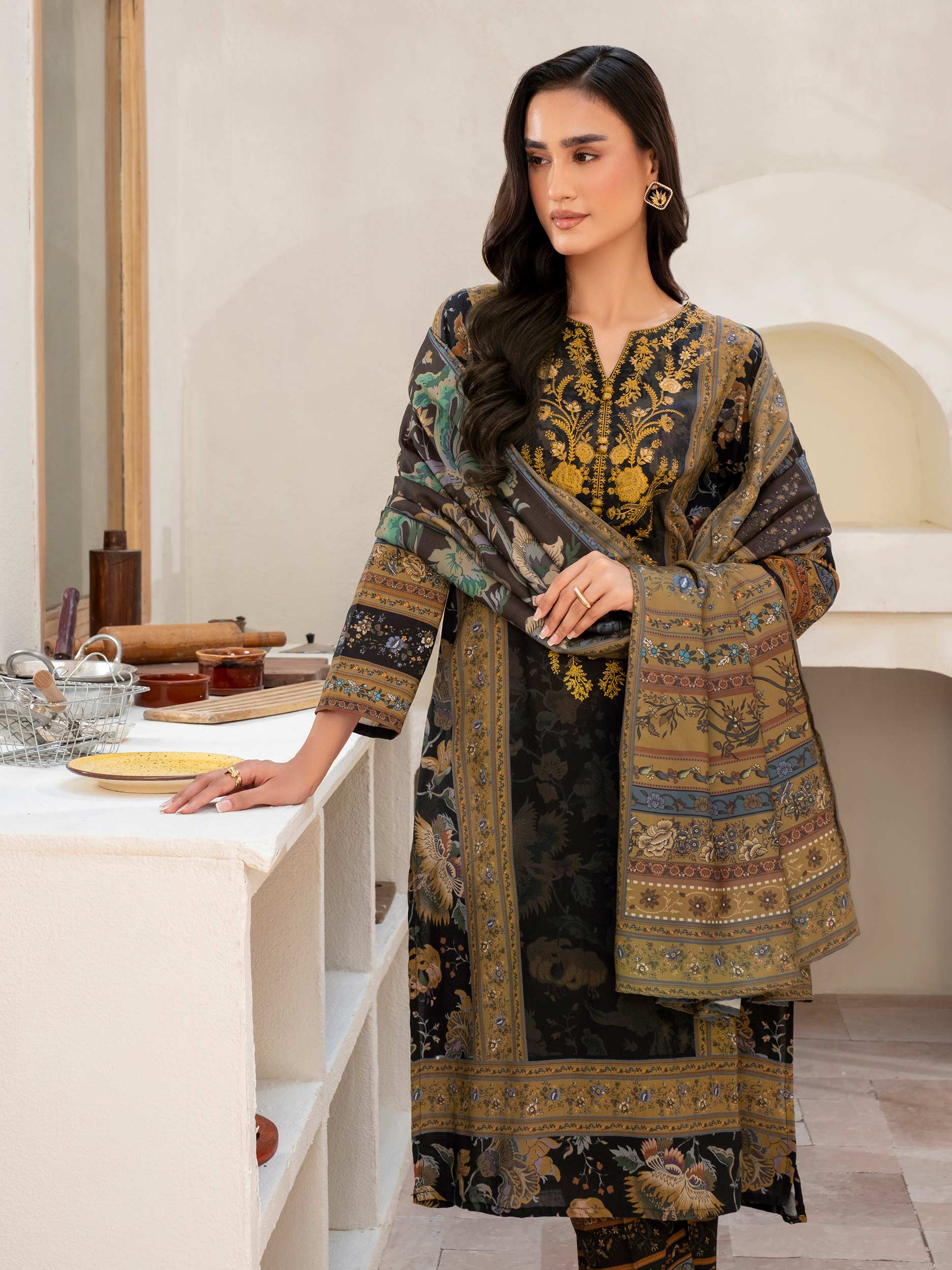 3 Piece Khaddar Suit-Embroidered (Unstitched) - Image 6