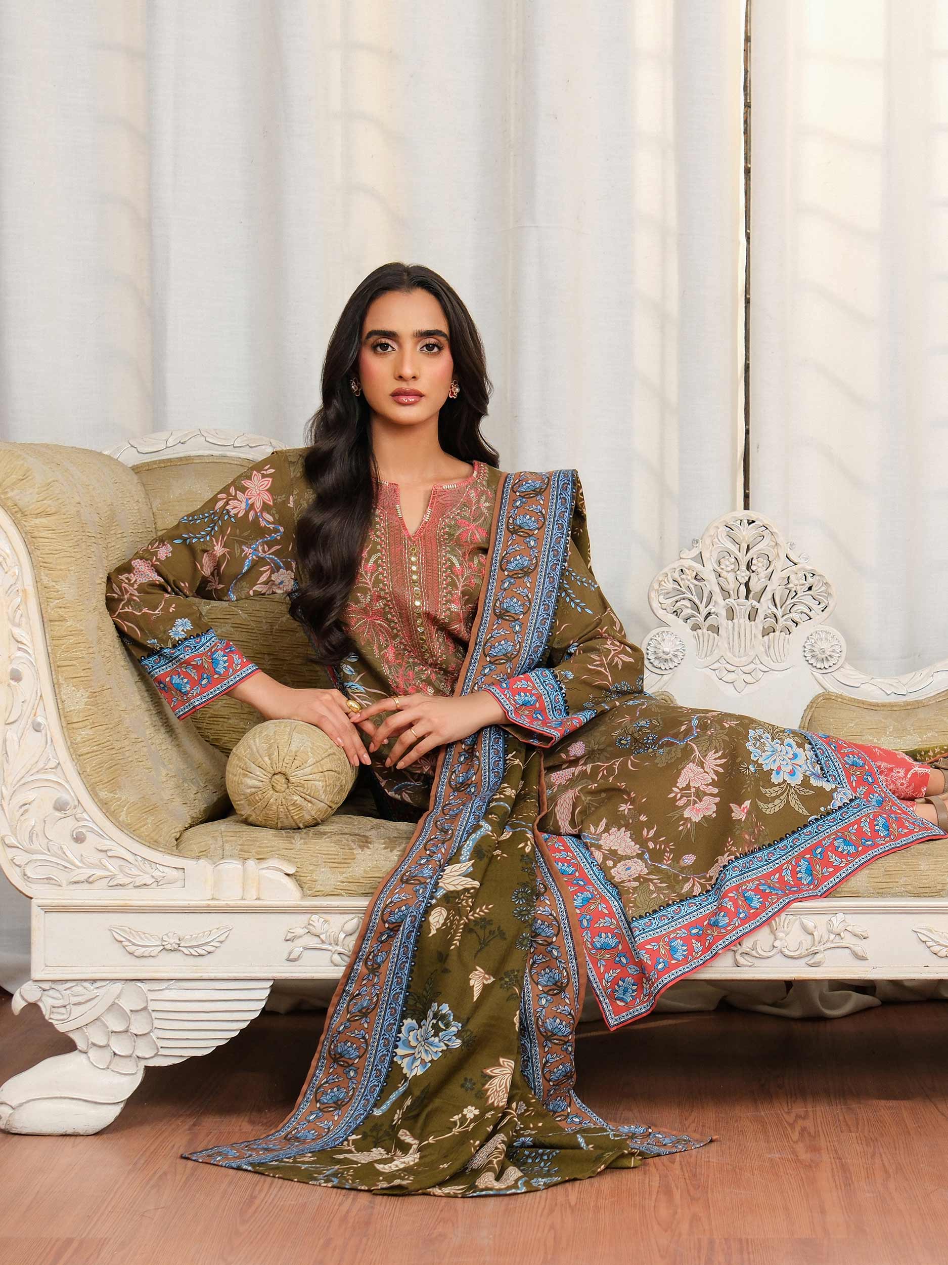 3 Piece Khaddar Suit-Embroidered (Unstitched) - Image 7