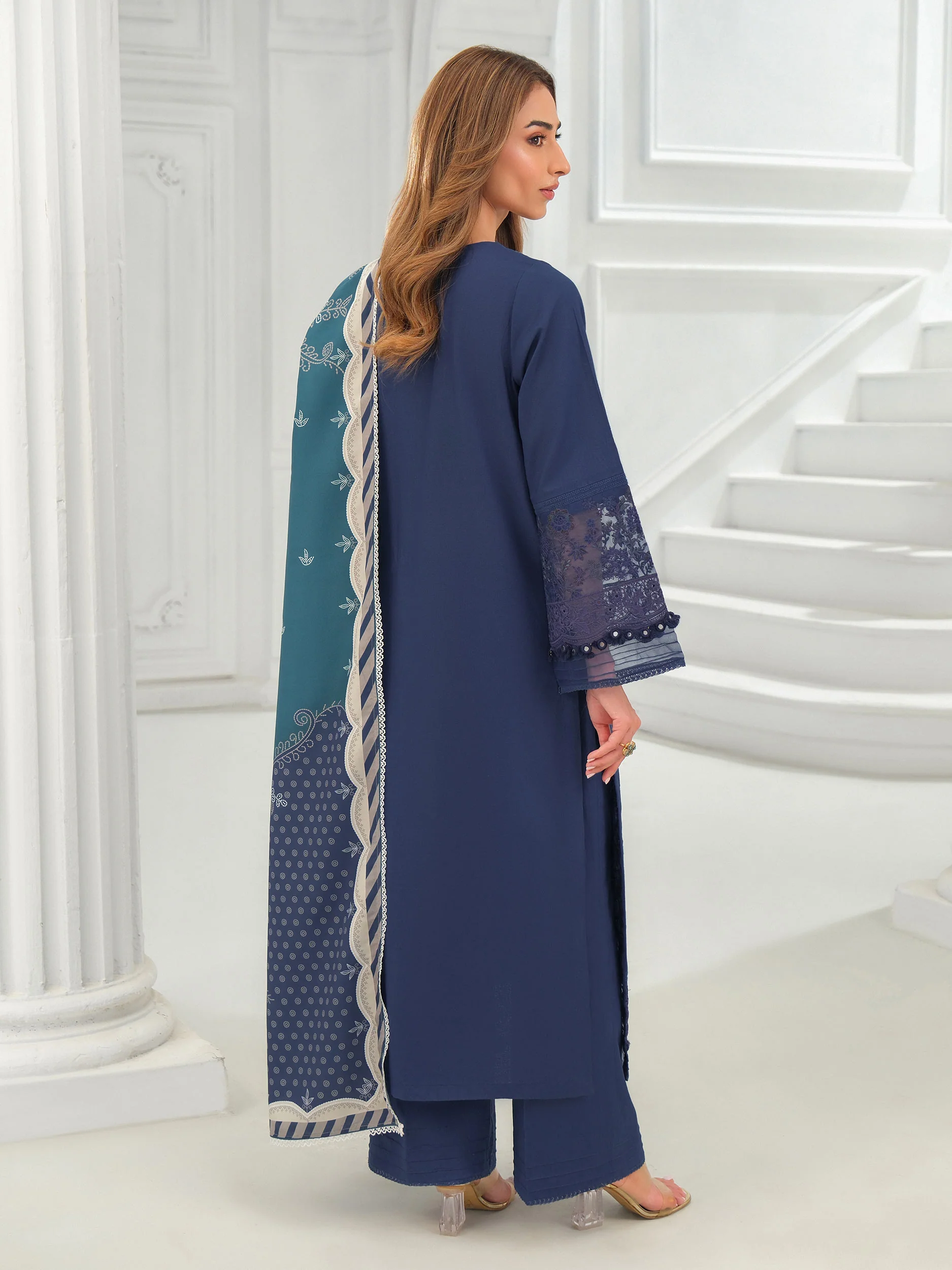 3 Piece Khaddar Suit-Embroidered (Unstitched) - Image 6