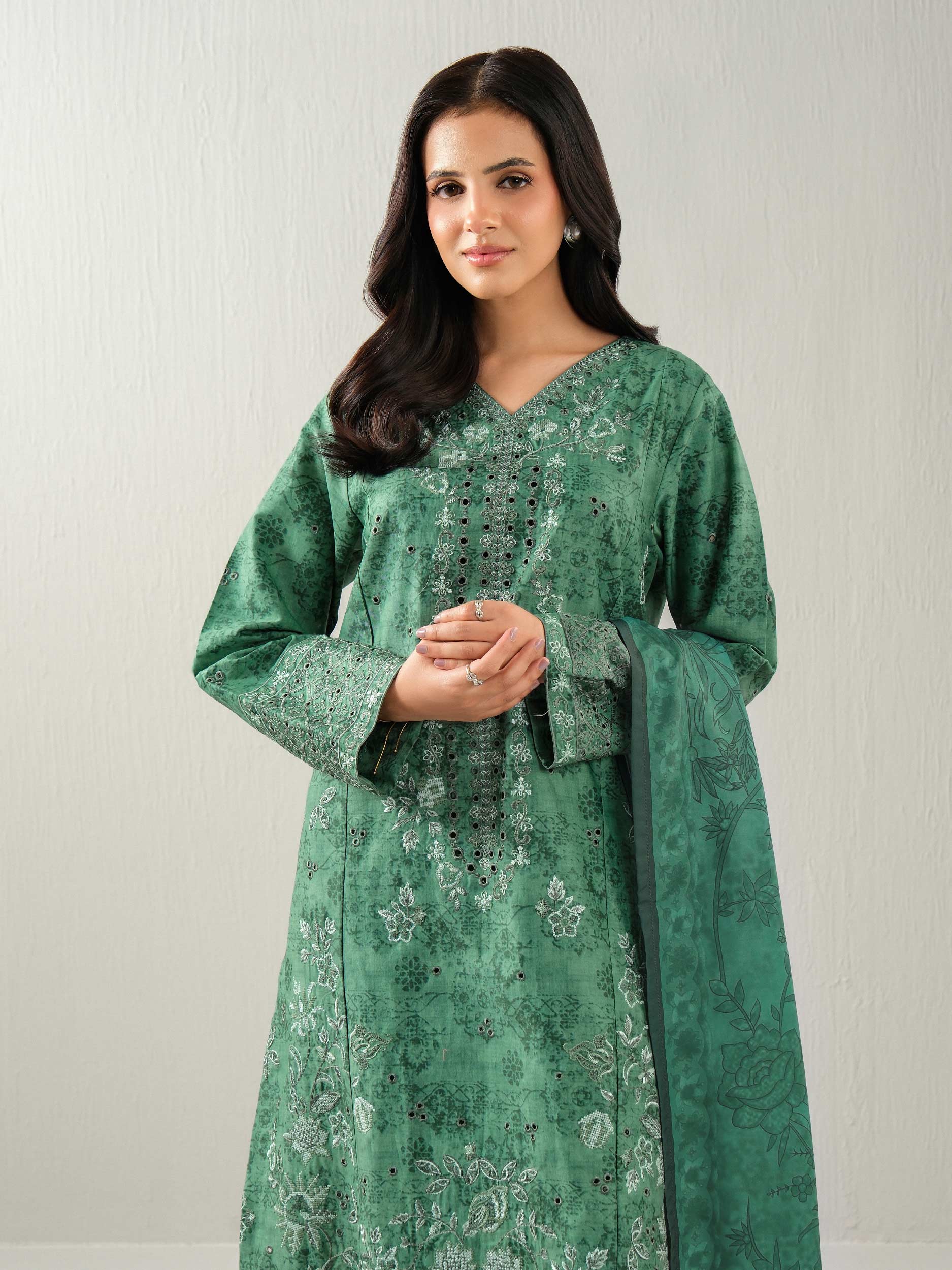 3 Piece Khaddar Suit-Embroidered (Unstitched) - Image 4
