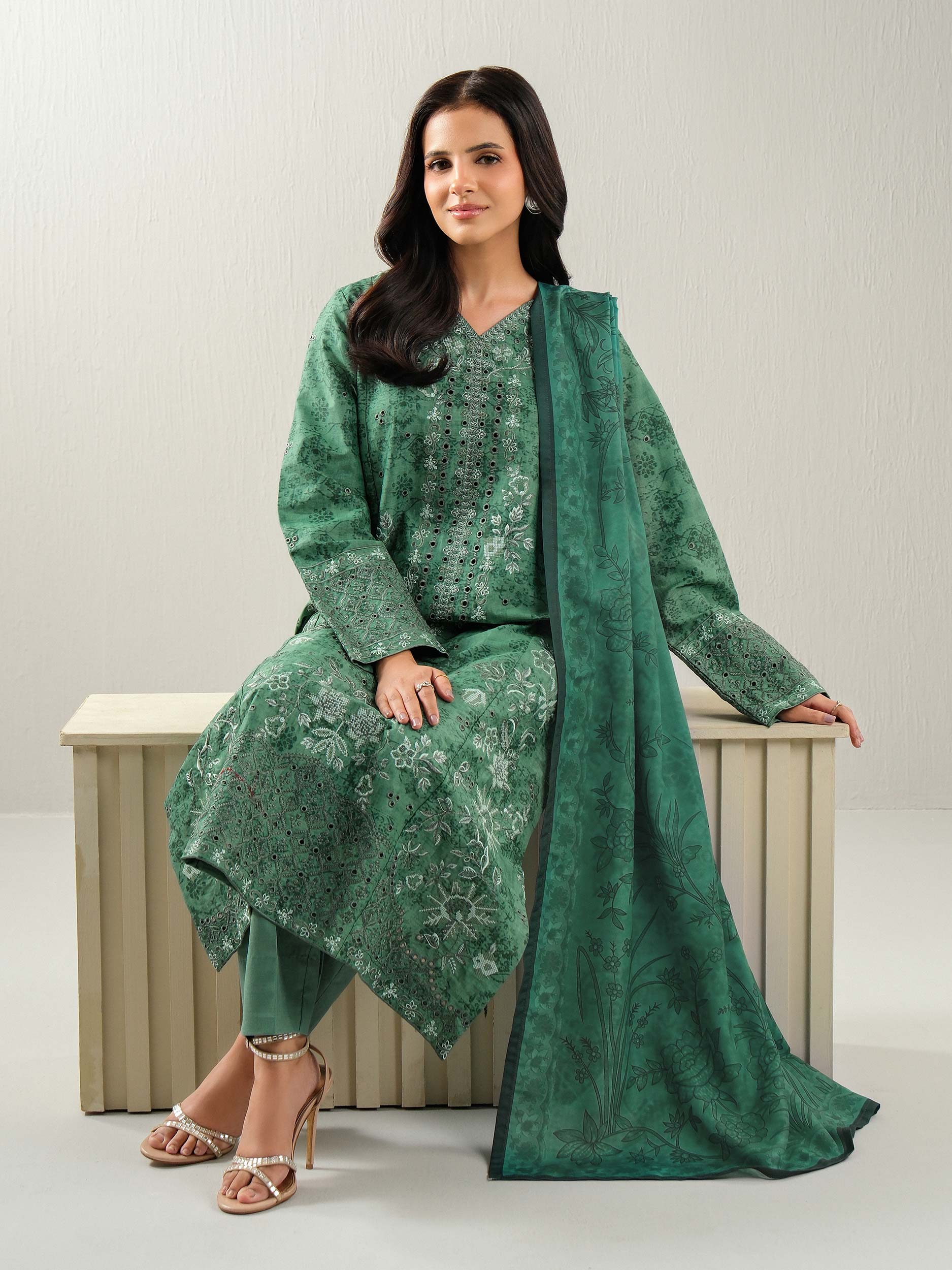 3 Piece Khaddar Suit-Embroidered (Unstitched) - Image 6