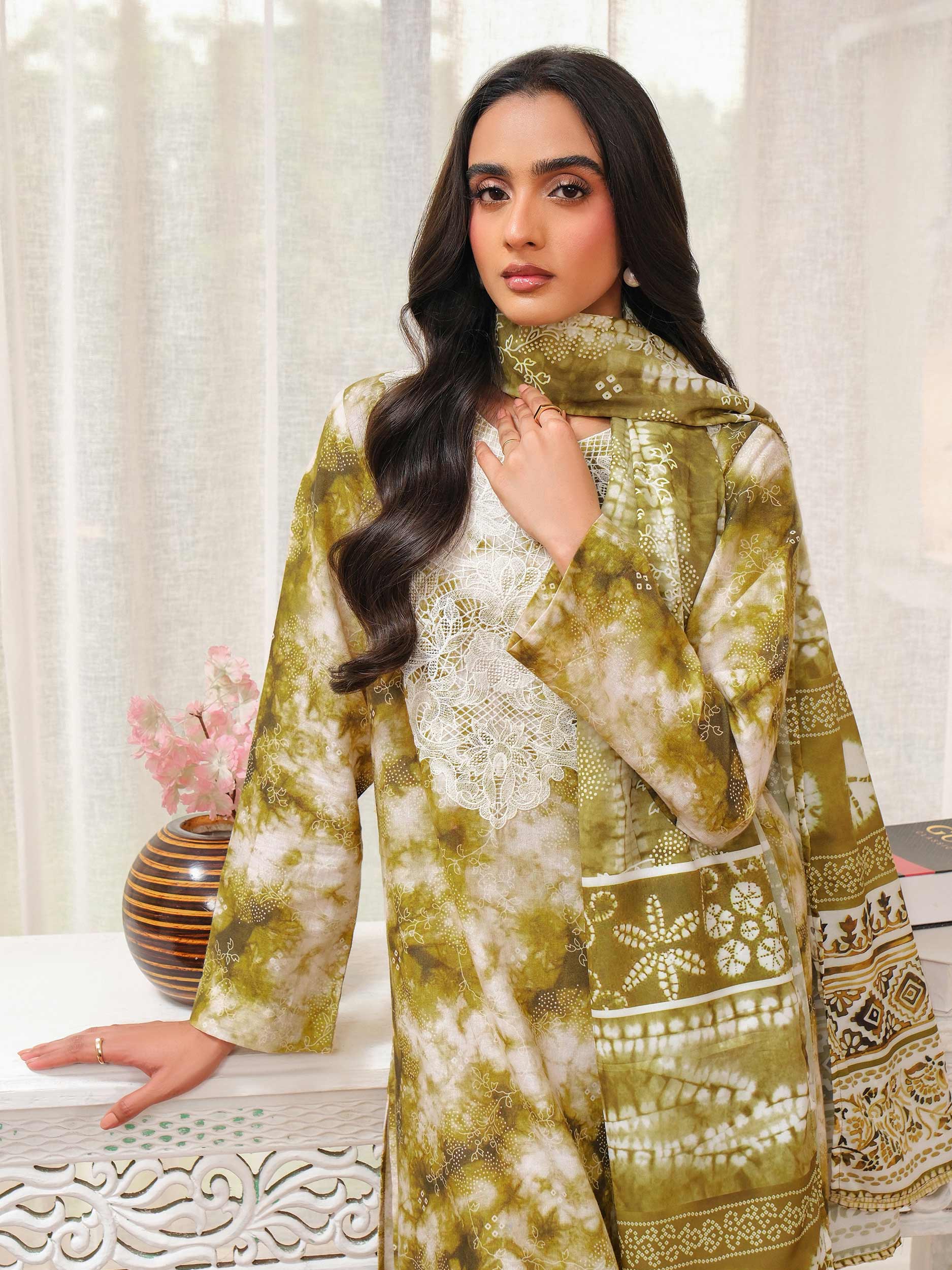 3 Piece Khaddar Suit-Embroidered (Unstitched) - Image 2
