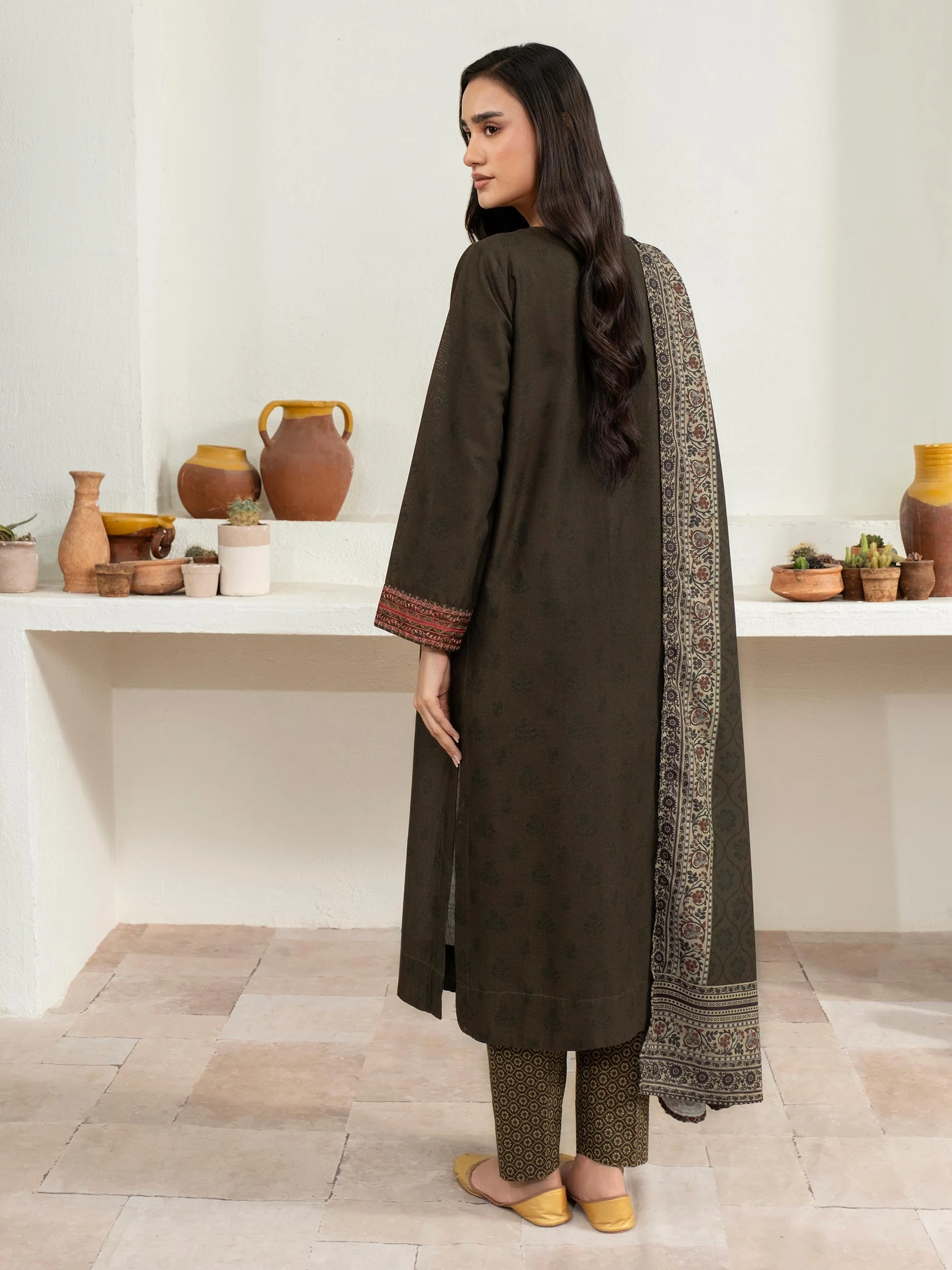 3 Piece Khaddar Suit-Embroidered (Unstitched) - Image 4