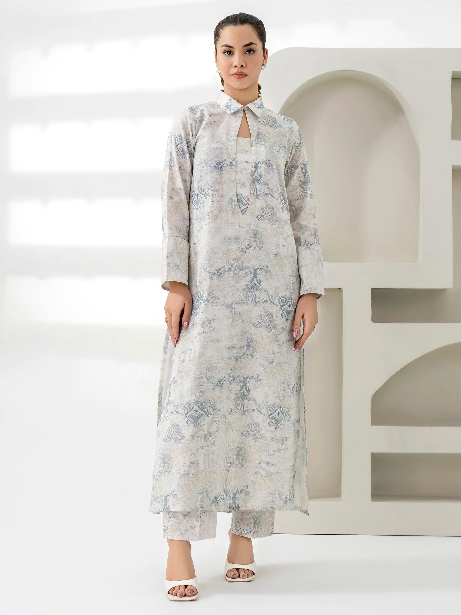 Khaddar Shirt-Printed (Unstitched) - Image 2