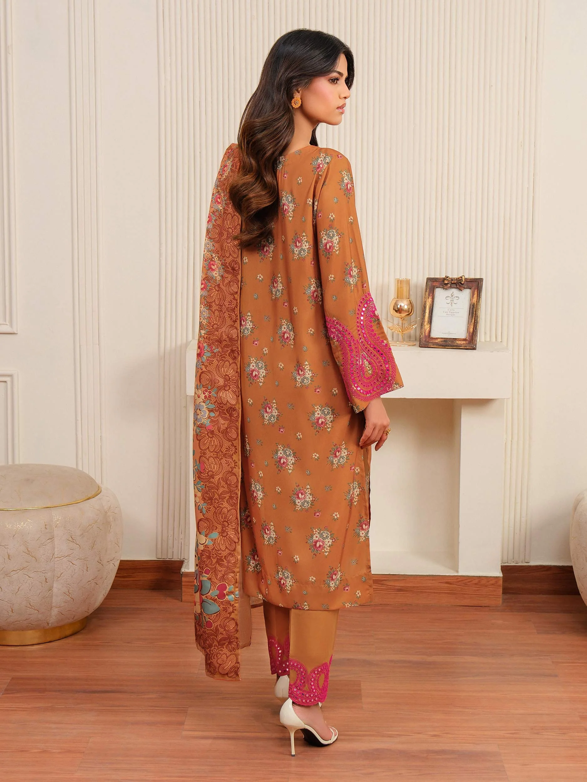 3 Piece Khaddar Suit-Embroidered (Unstitched) - Image 4