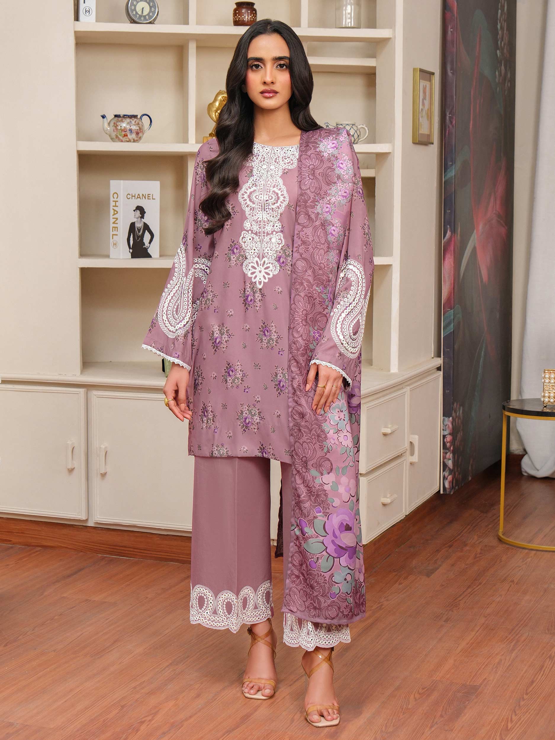 3 Piece Khaddar Suit-Embroidered (Unstitched) - Image 6