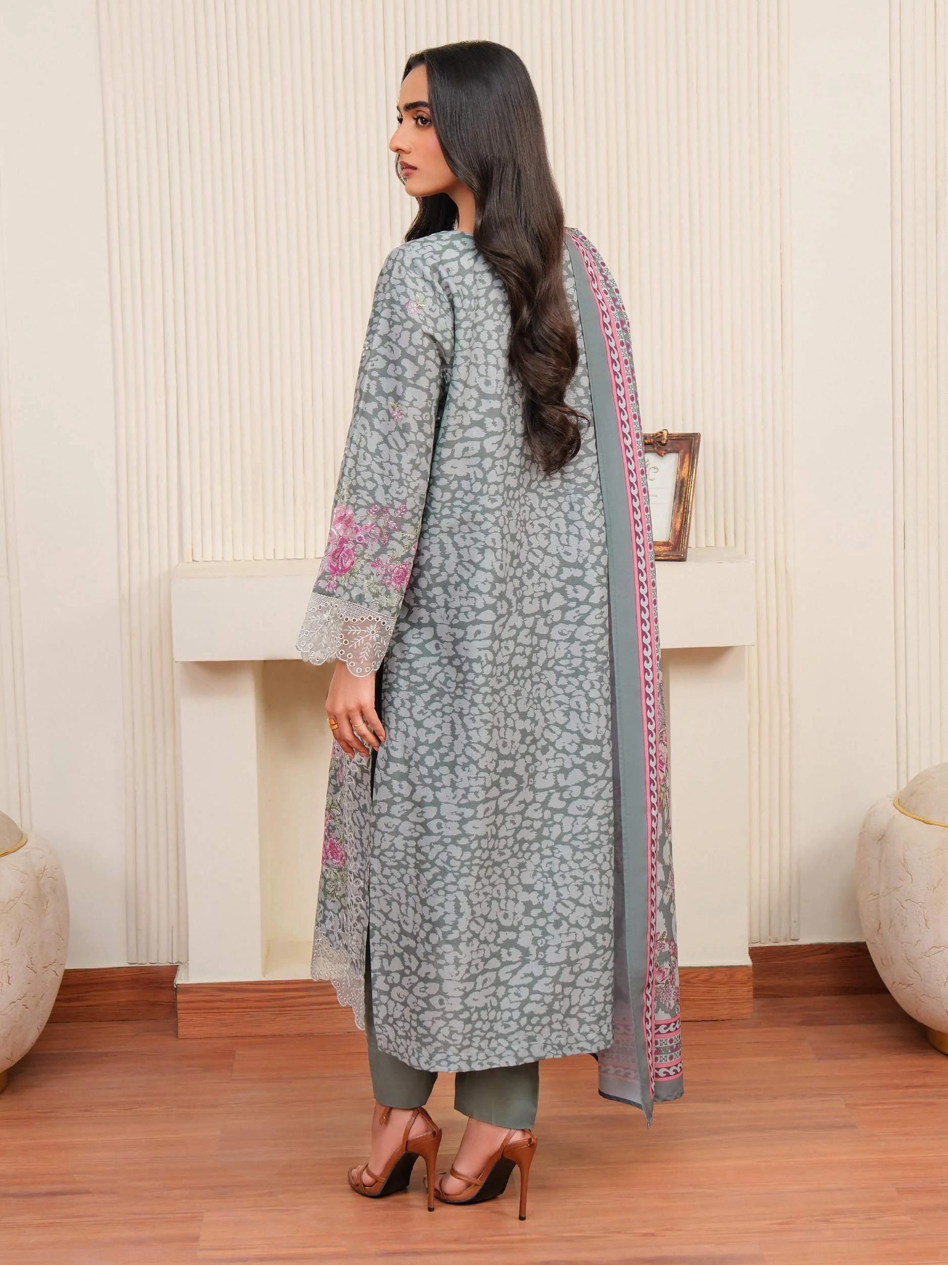 3 Piece Khaddar Suit-Embroidered (Unstitched) - Image 4