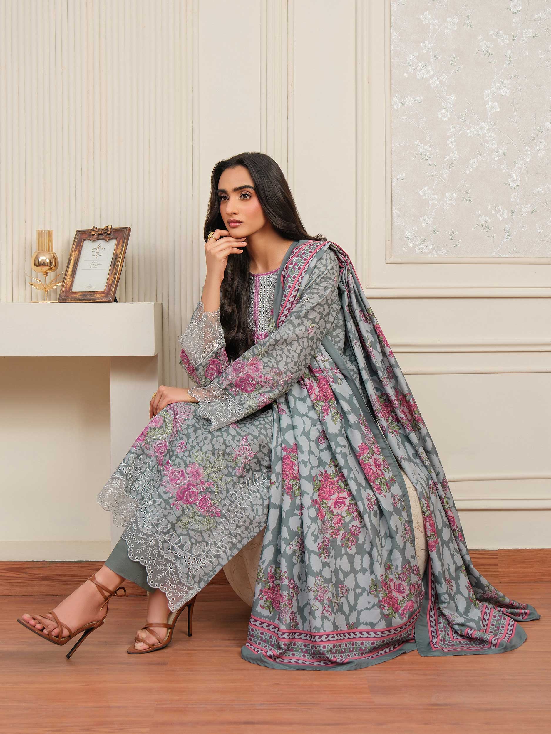 3 Piece Khaddar Suit-Embroidered (Unstitched) - Image 5