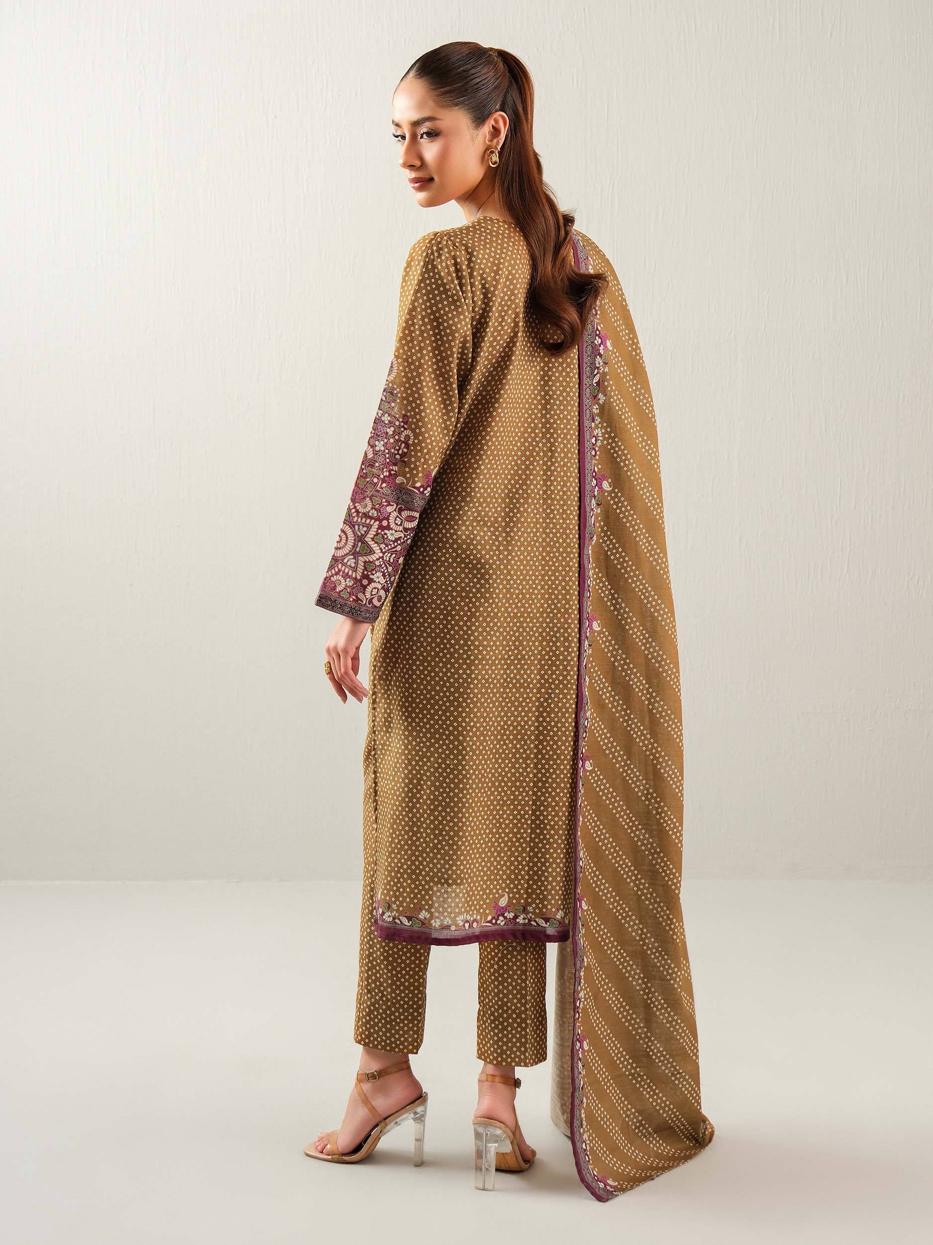 3 Piece Khaddar Suit-Printed (Unstitched) - Image 4