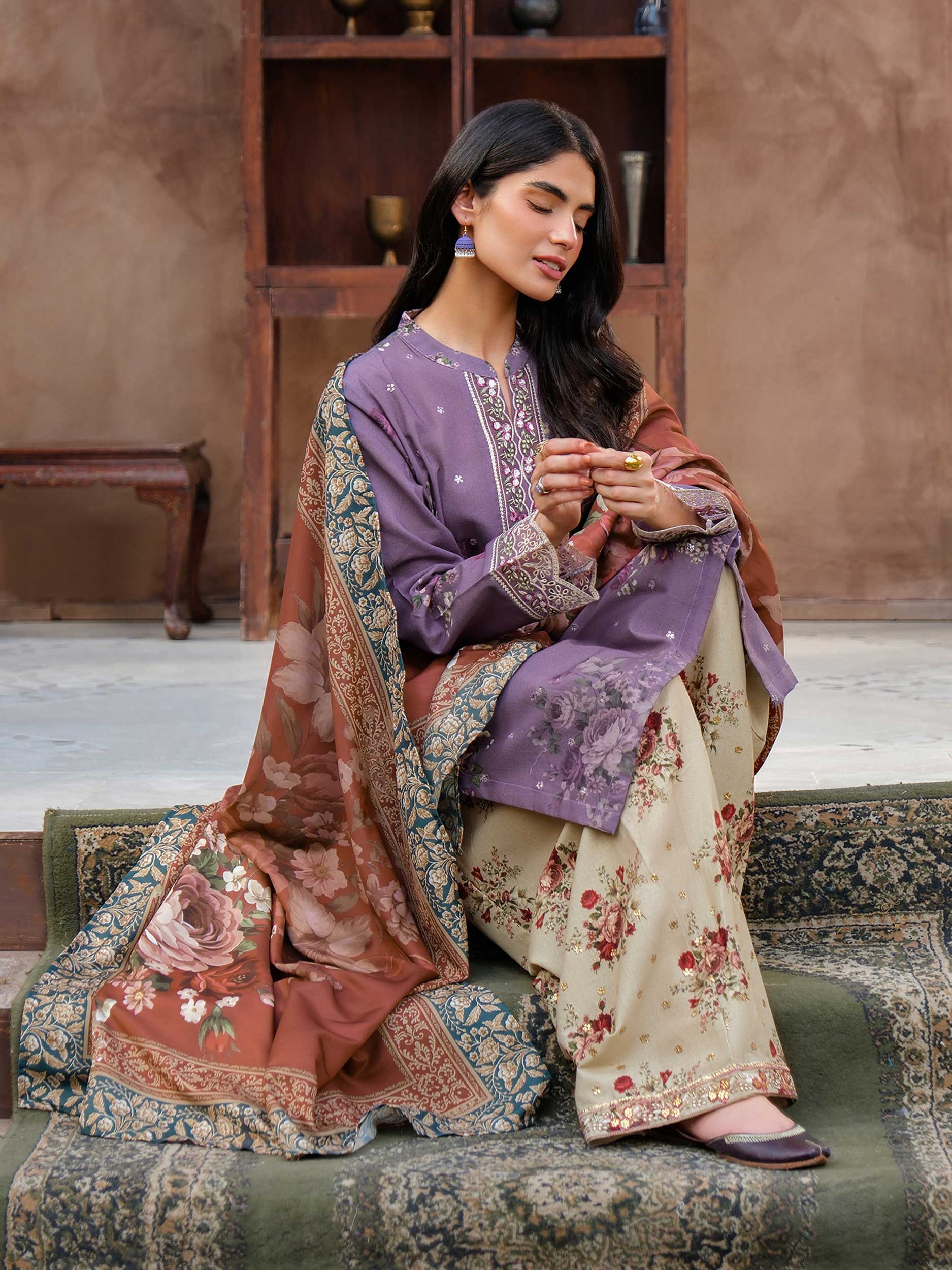 3 Piece Khaddar Suit-Embroidered (Unstitched) - Image 5
