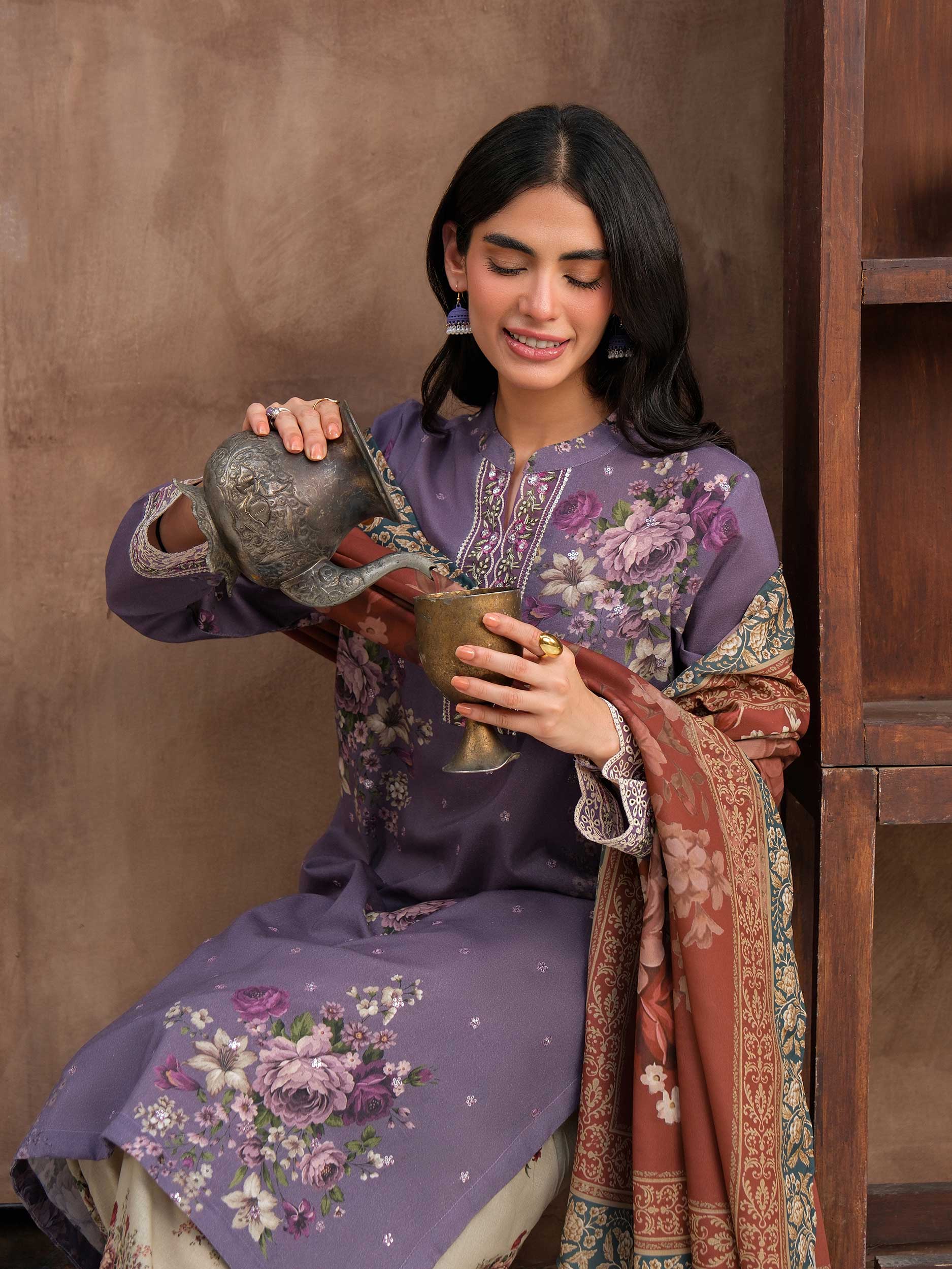 3 Piece Khaddar Suit-Embroidered (Unstitched) - Image 6