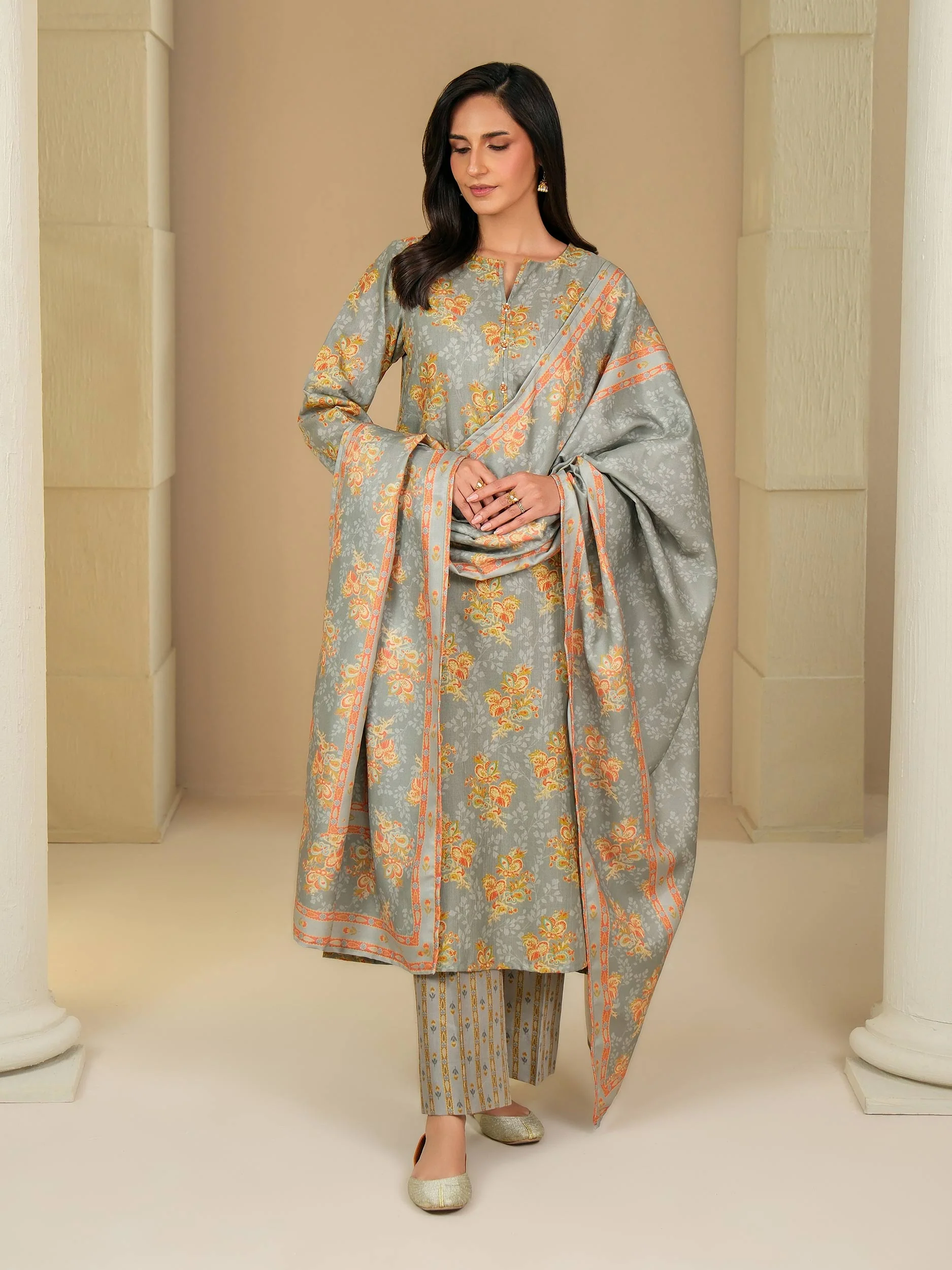 3 Piece Khaddar Suit-Paste Print (Unstitched) - Image 3