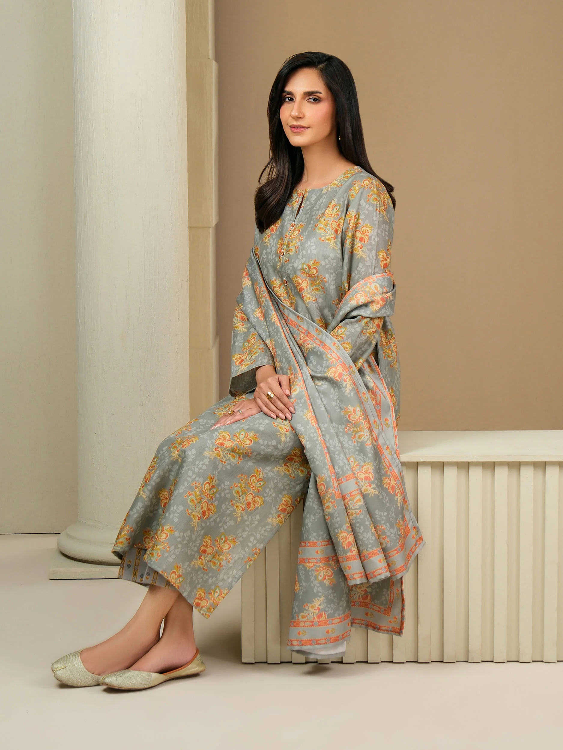 3 Piece Khaddar Suit-Paste Print (Unstitched) - Image 6