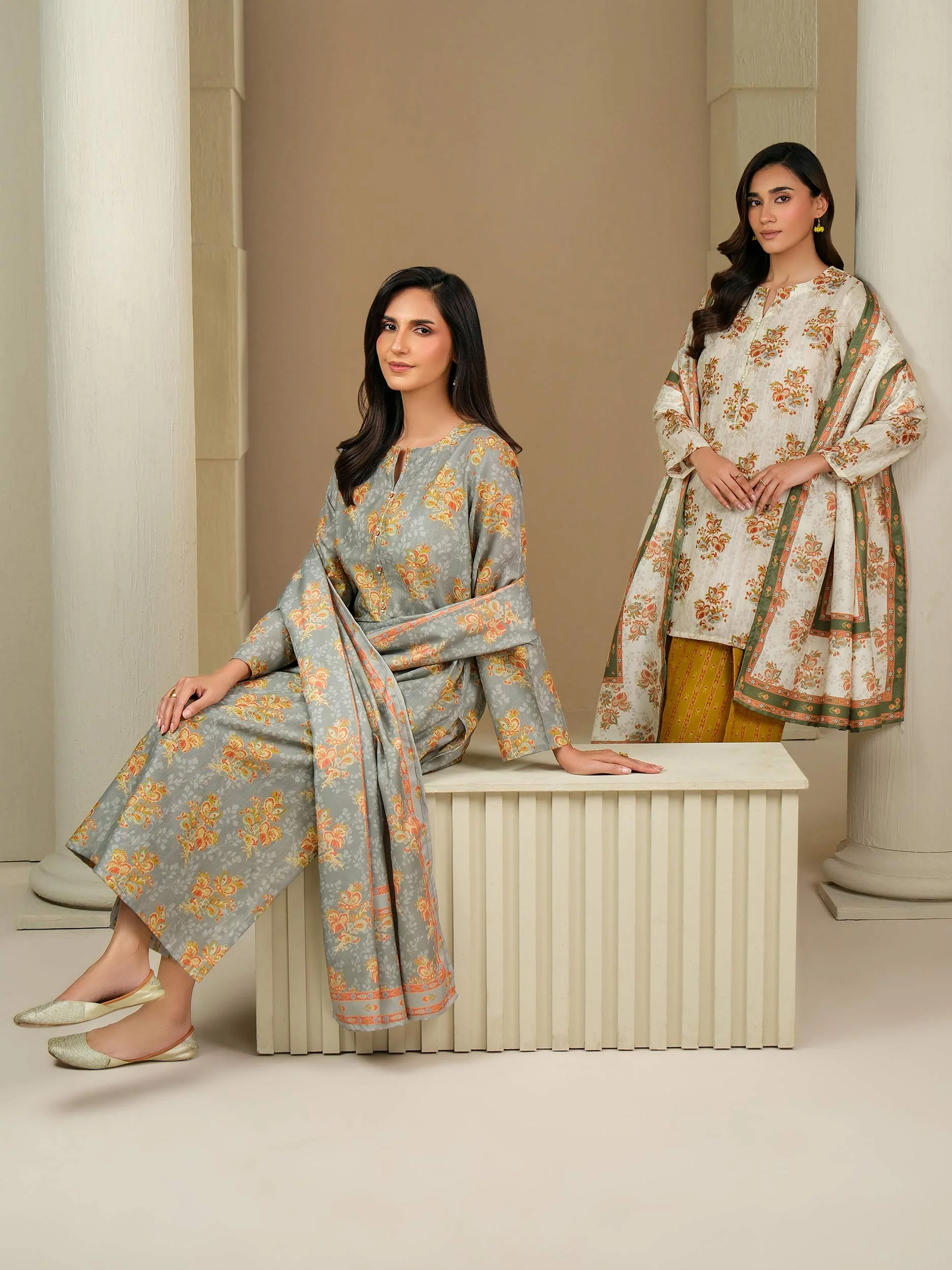 3 Piece Khaddar Suit-Paste Print (Unstitched) - Image 7