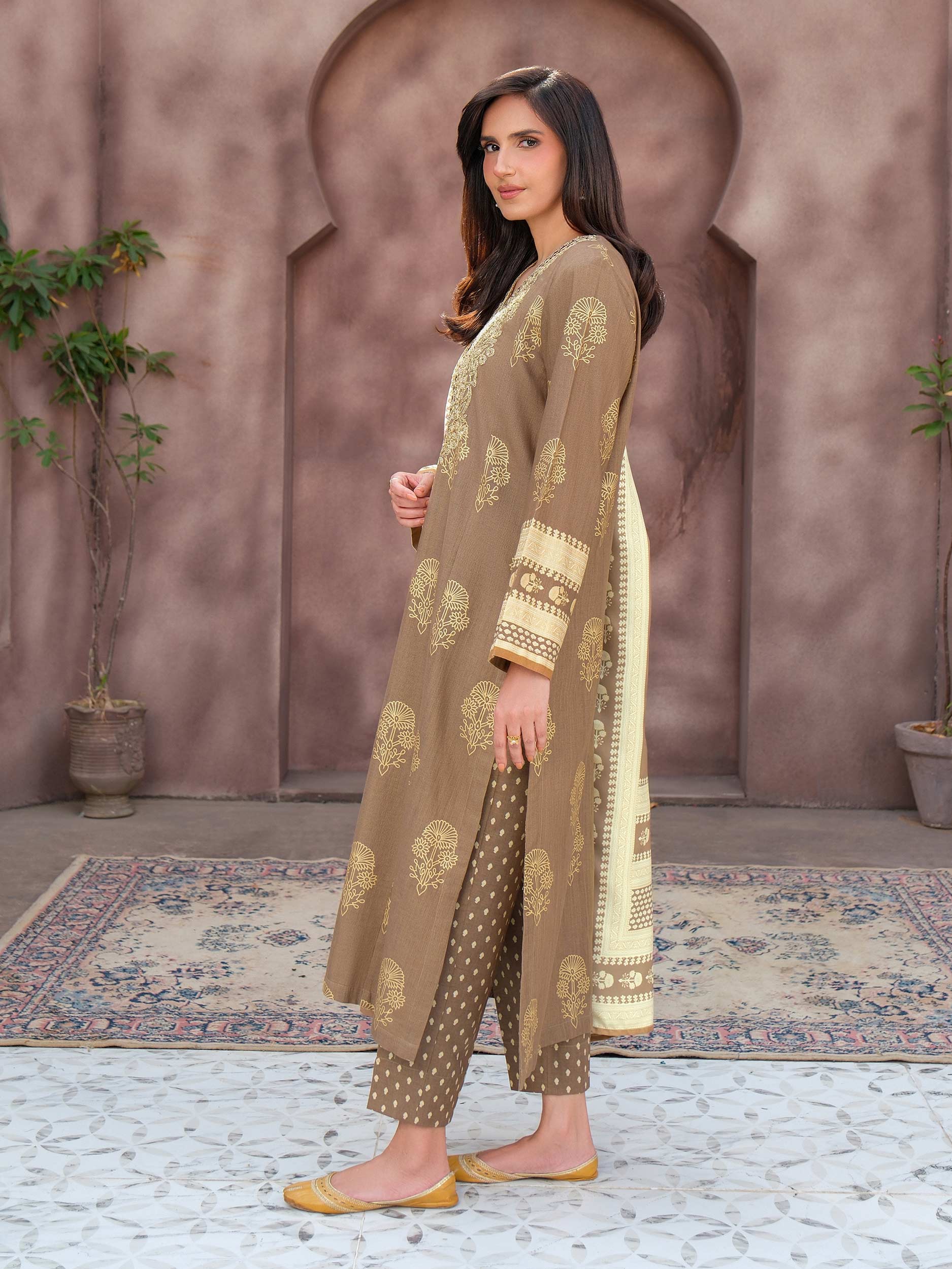 3 Piece Khaddar Suit-Embroidered (Unstitched) - Image 3