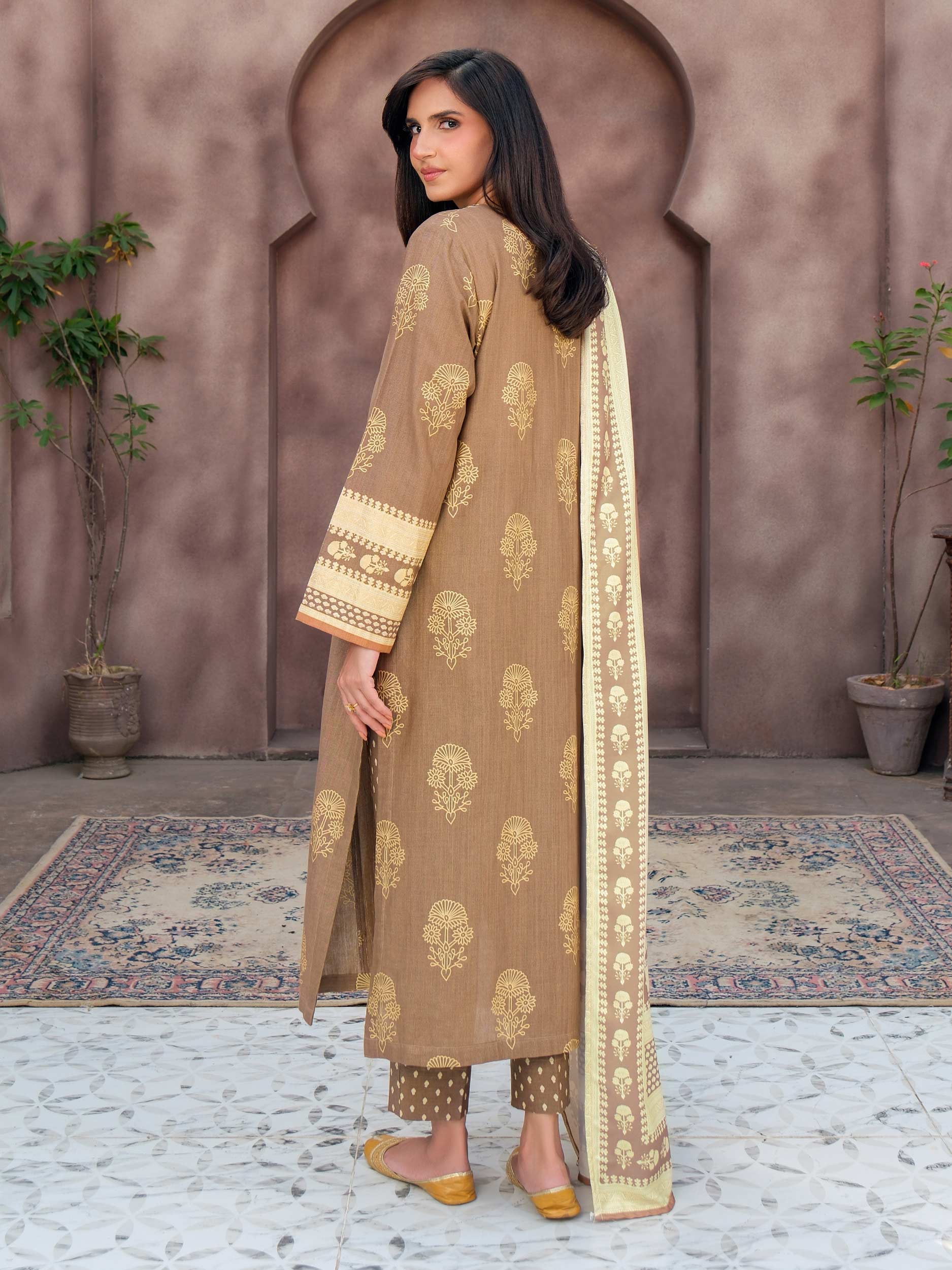 3 Piece Khaddar Suit-Embroidered (Unstitched) - Image 4