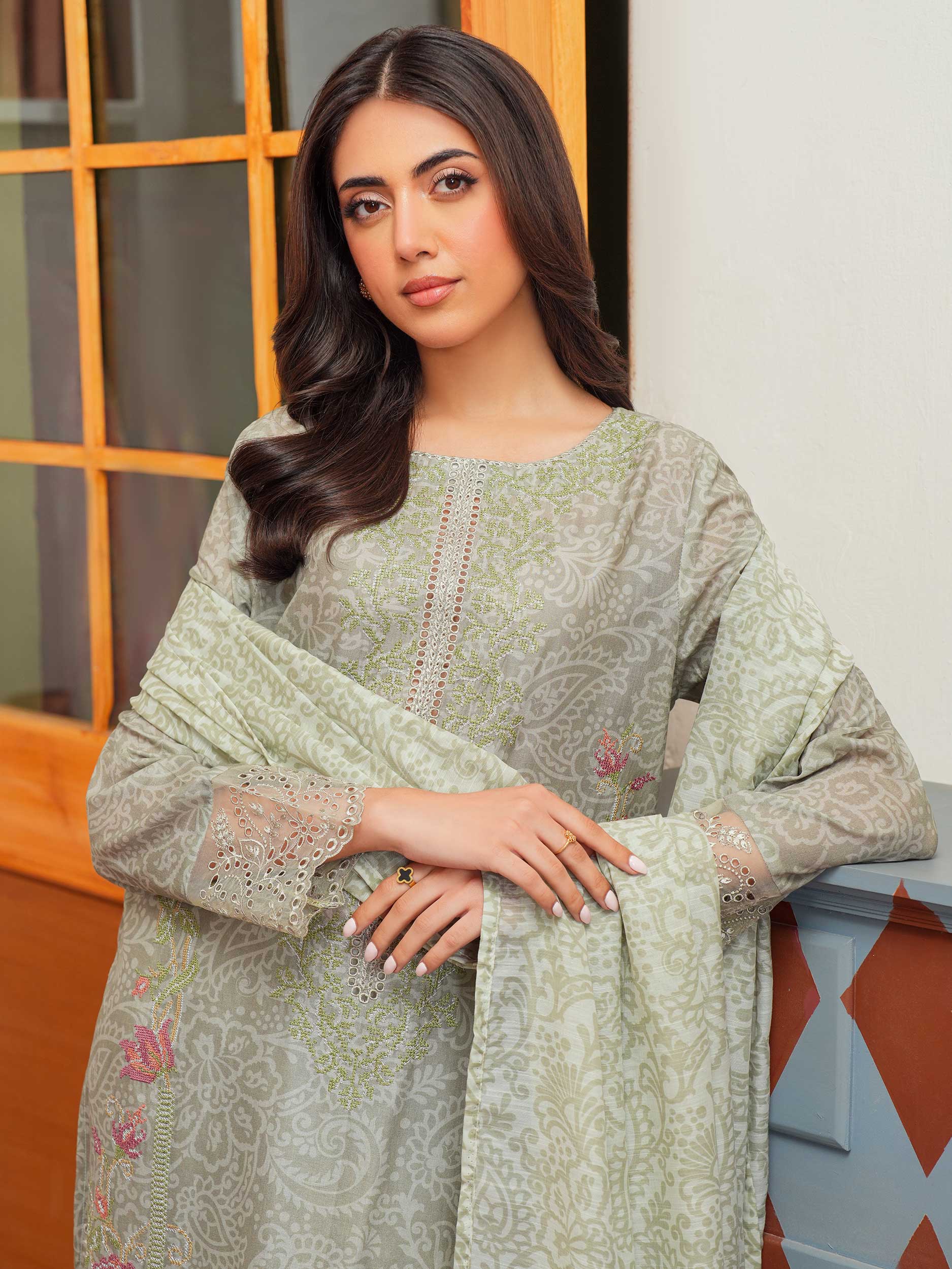 3 Piece Lawn Suit-Embroidered (Unstitched) - Image 5