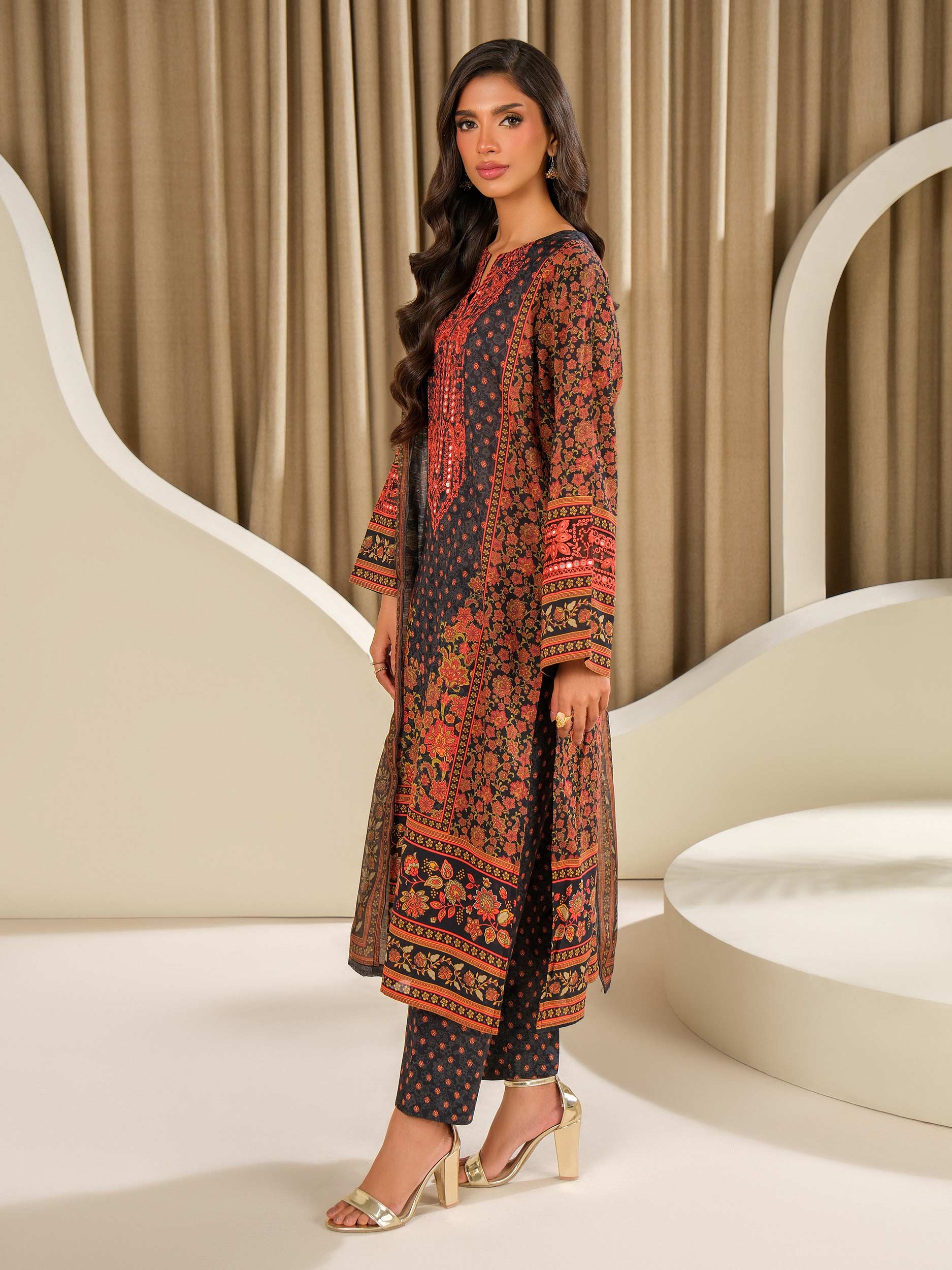3 Piece Lawn Suit-Embroidered (Unstitched) - Image 3