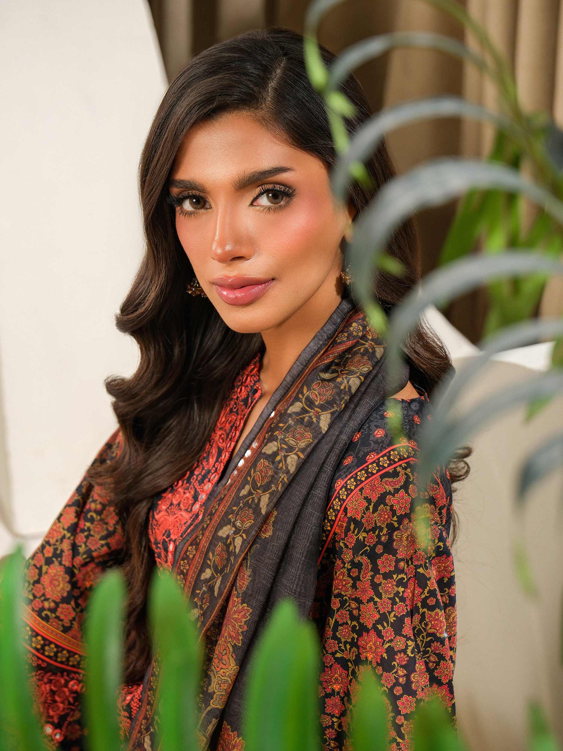 3 Piece Lawn Suit-Embroidered (Unstitched) - Image 5