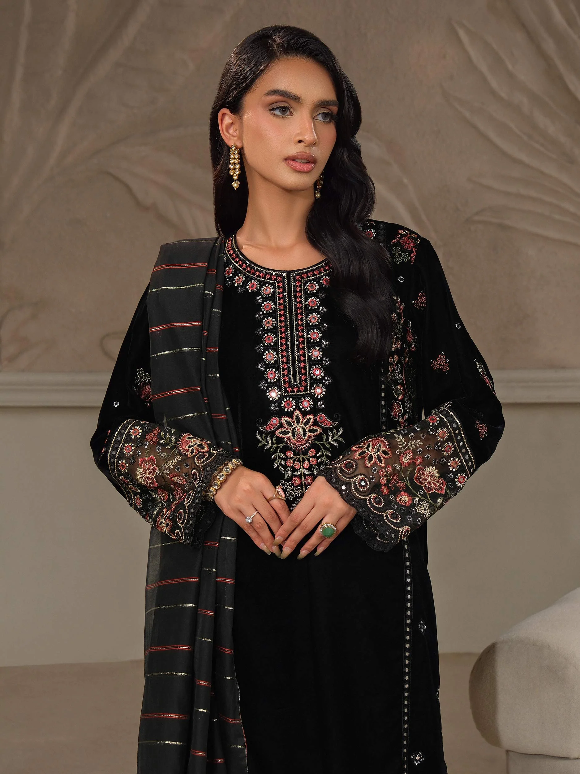 3 Piece Velvet Suit-Embroidered (Unstitched) - Image 2