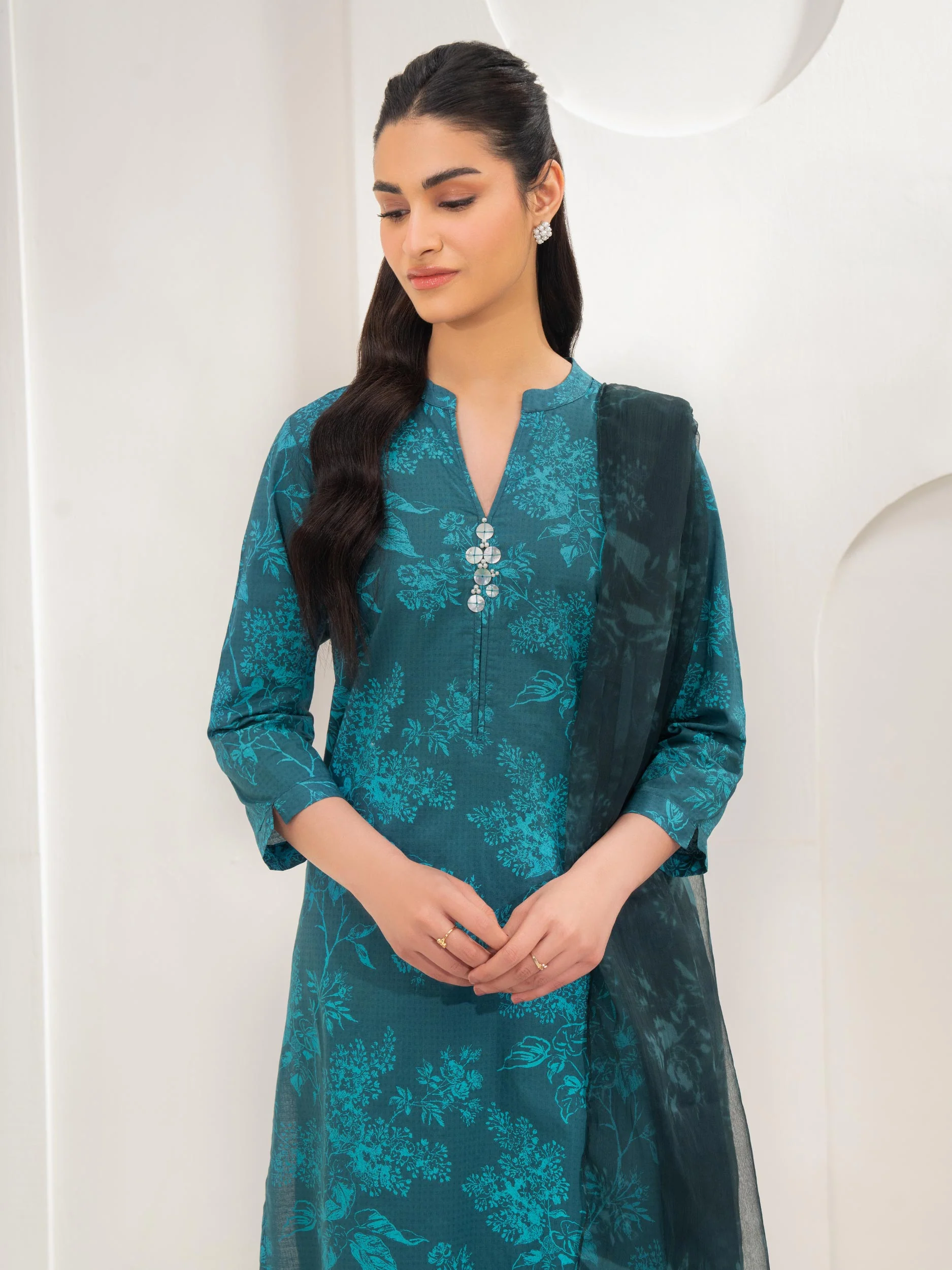 3 Piece Lawn Suit-Printed (Unstitched) - Image 3