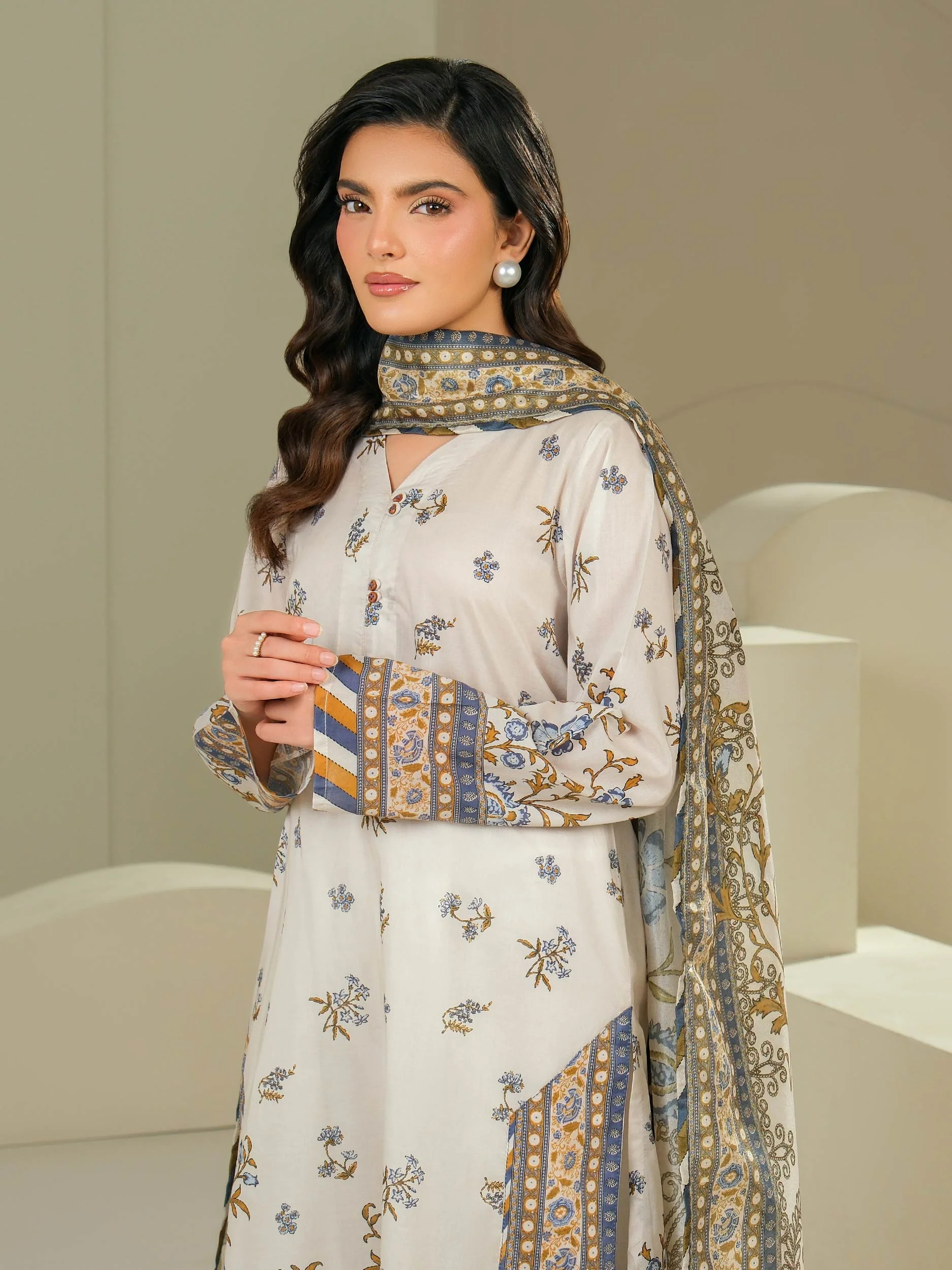 2 Piece Lawn Suit-Printed (Unstitched) - Image 5