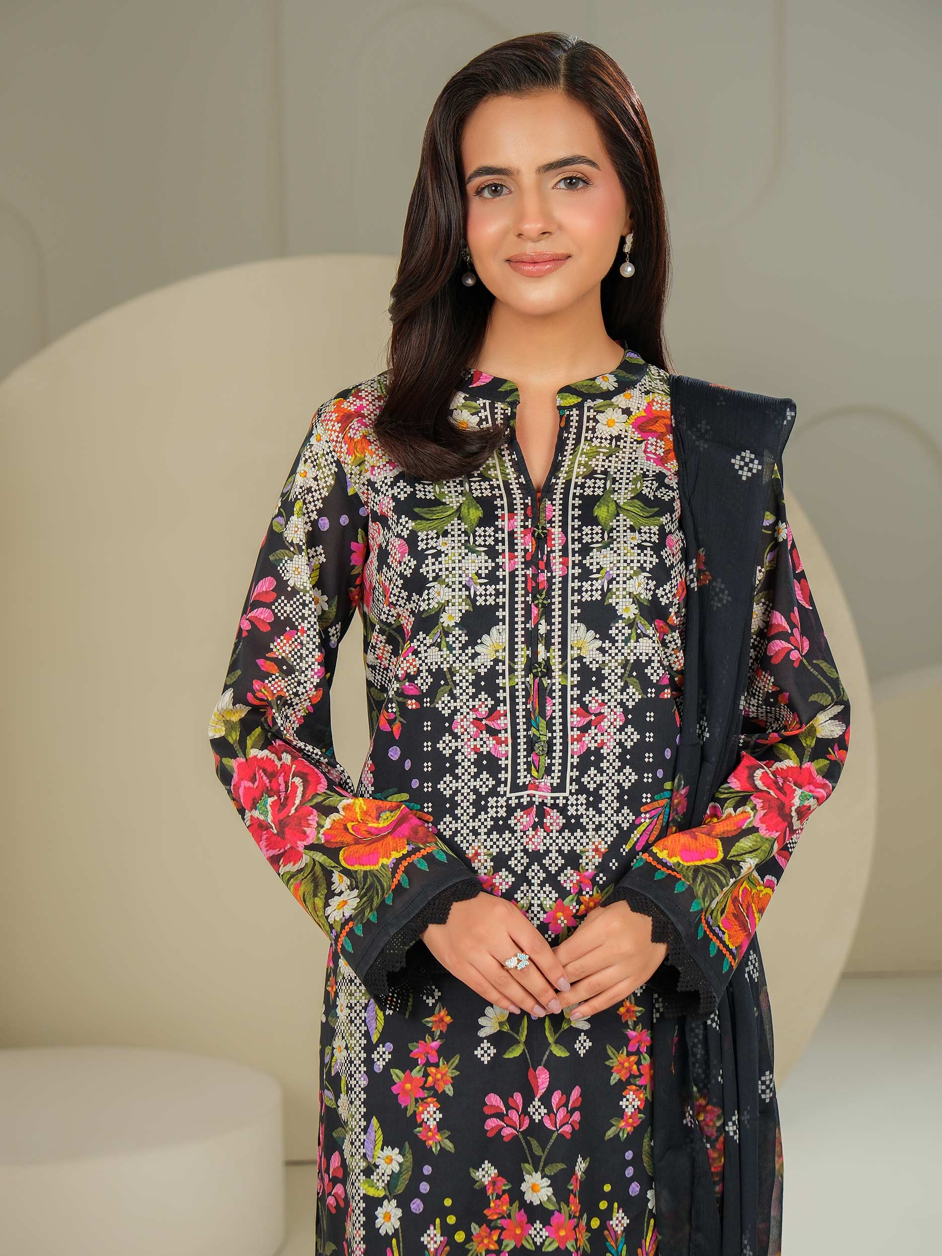 3 Piece Lawn Suit-Printed (Unstitched) - Image 2
