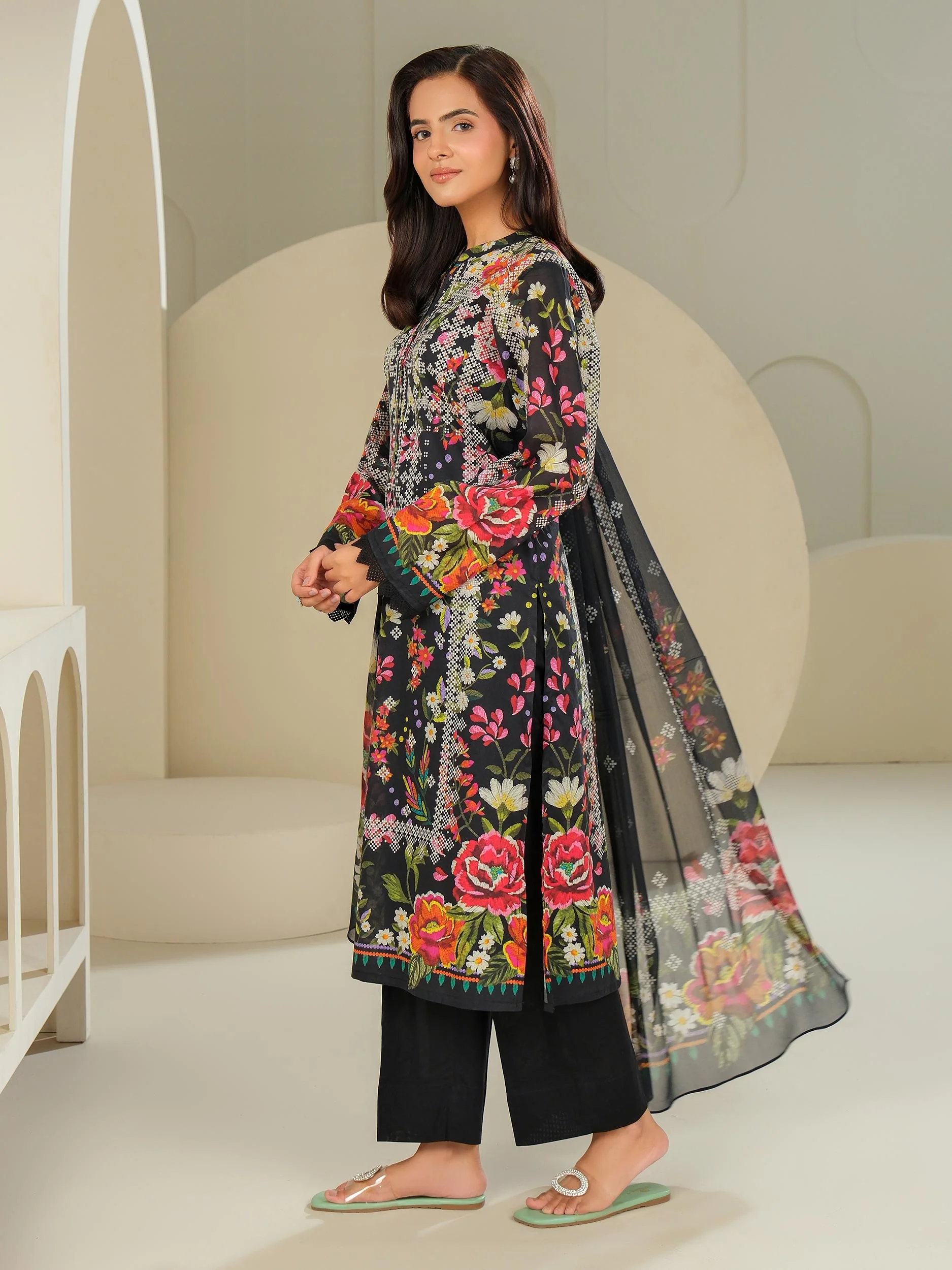 3 Piece Lawn Suit-Printed (Unstitched) - Image 3