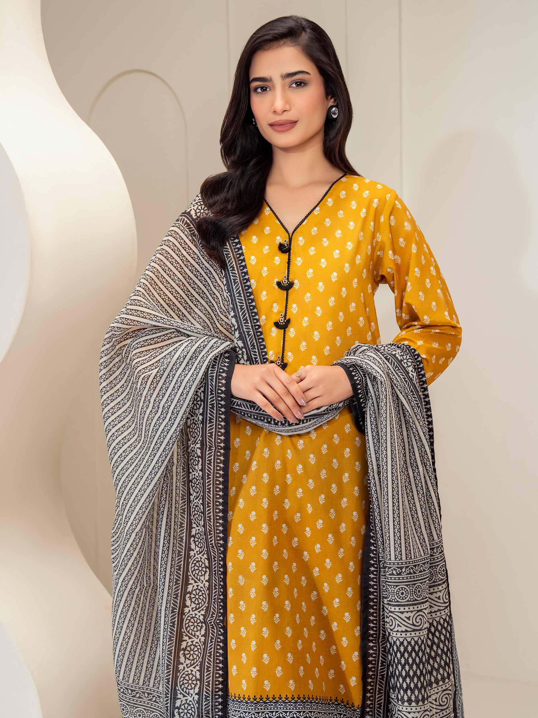 2 Piece Lawn Suit-Printed (Unstitched) - Image 5