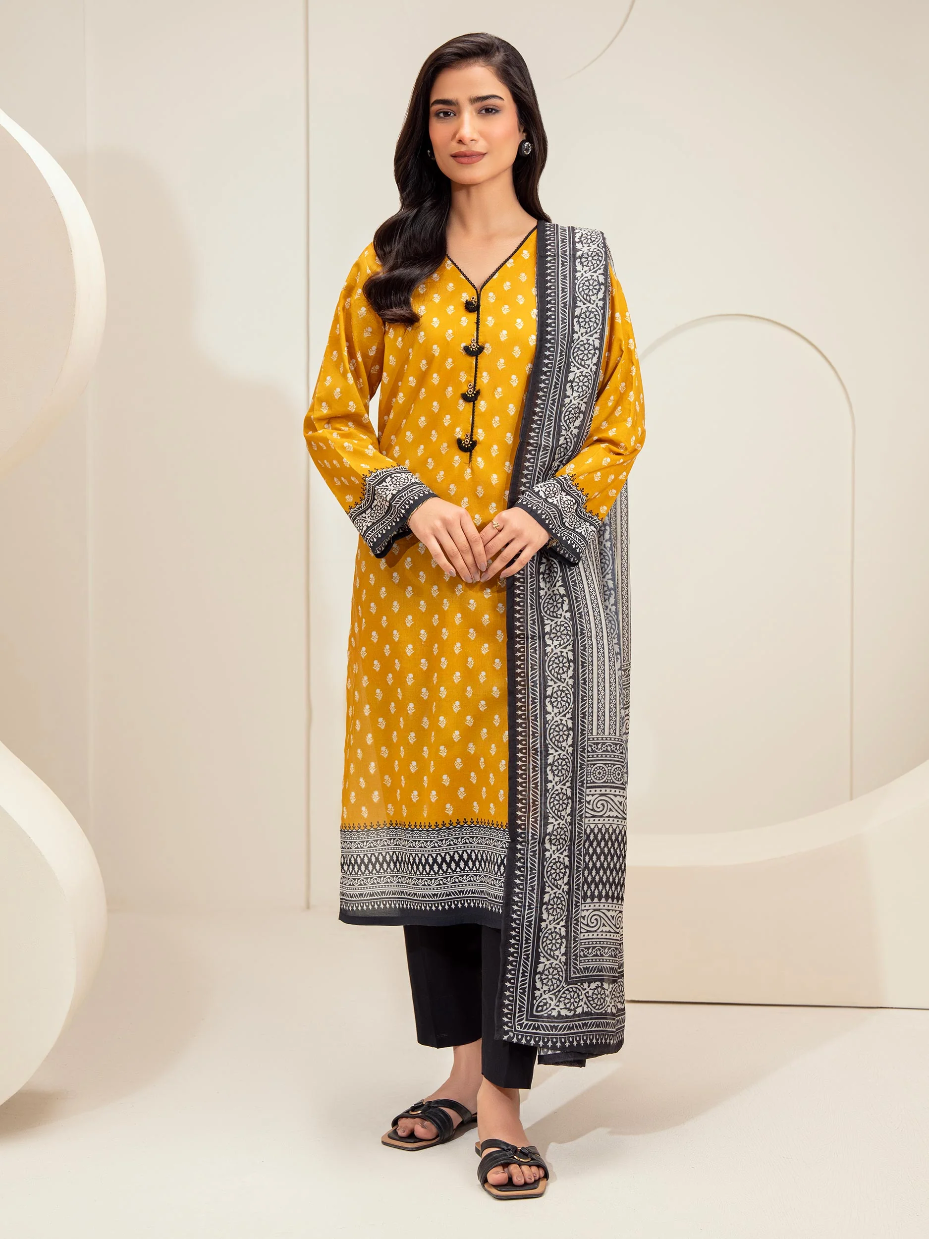 2 Piece Lawn Suit-Printed (Unstitched) - Image 6