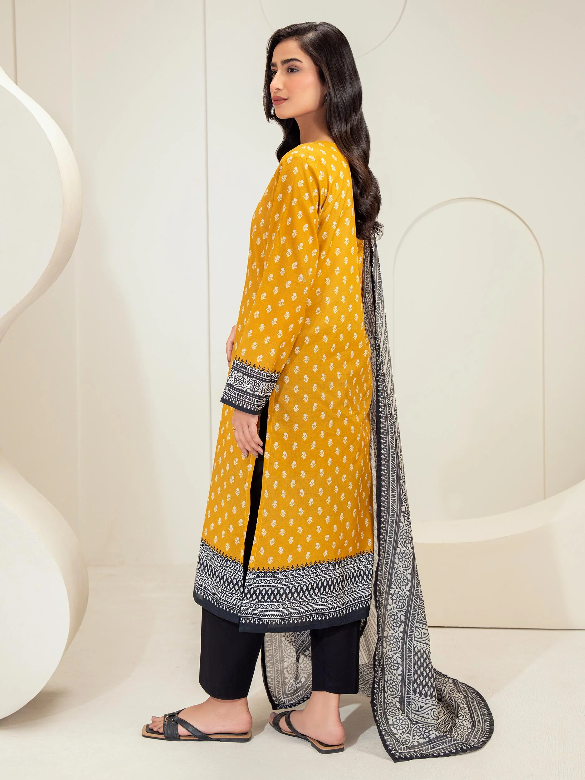 2 Piece Lawn Suit-Printed (Unstitched) - Image 7