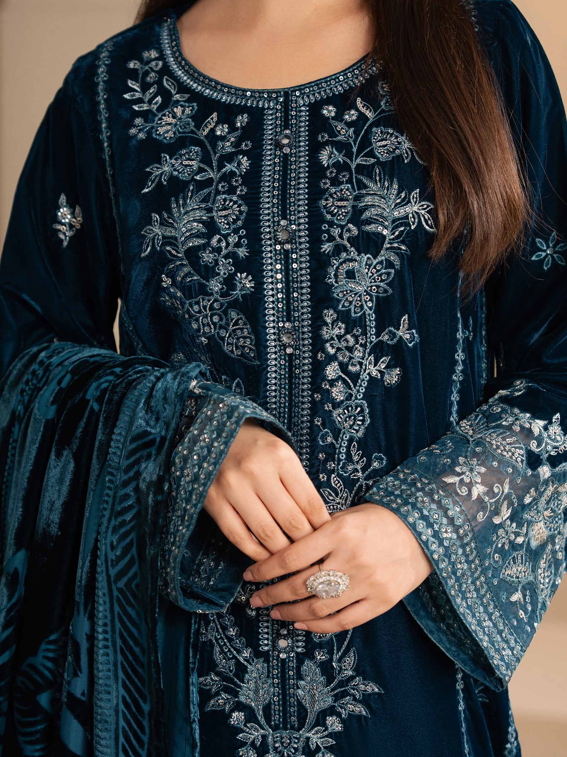 3 Piece Velvet Suit-Embroidered (Unstitched) - Image 9