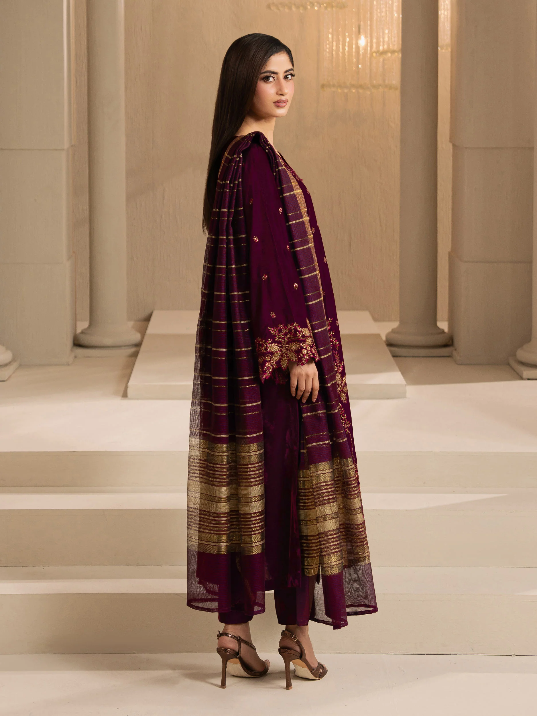 3 Piece Velvet Suit-Embroidered (Unstitched) - Image 4