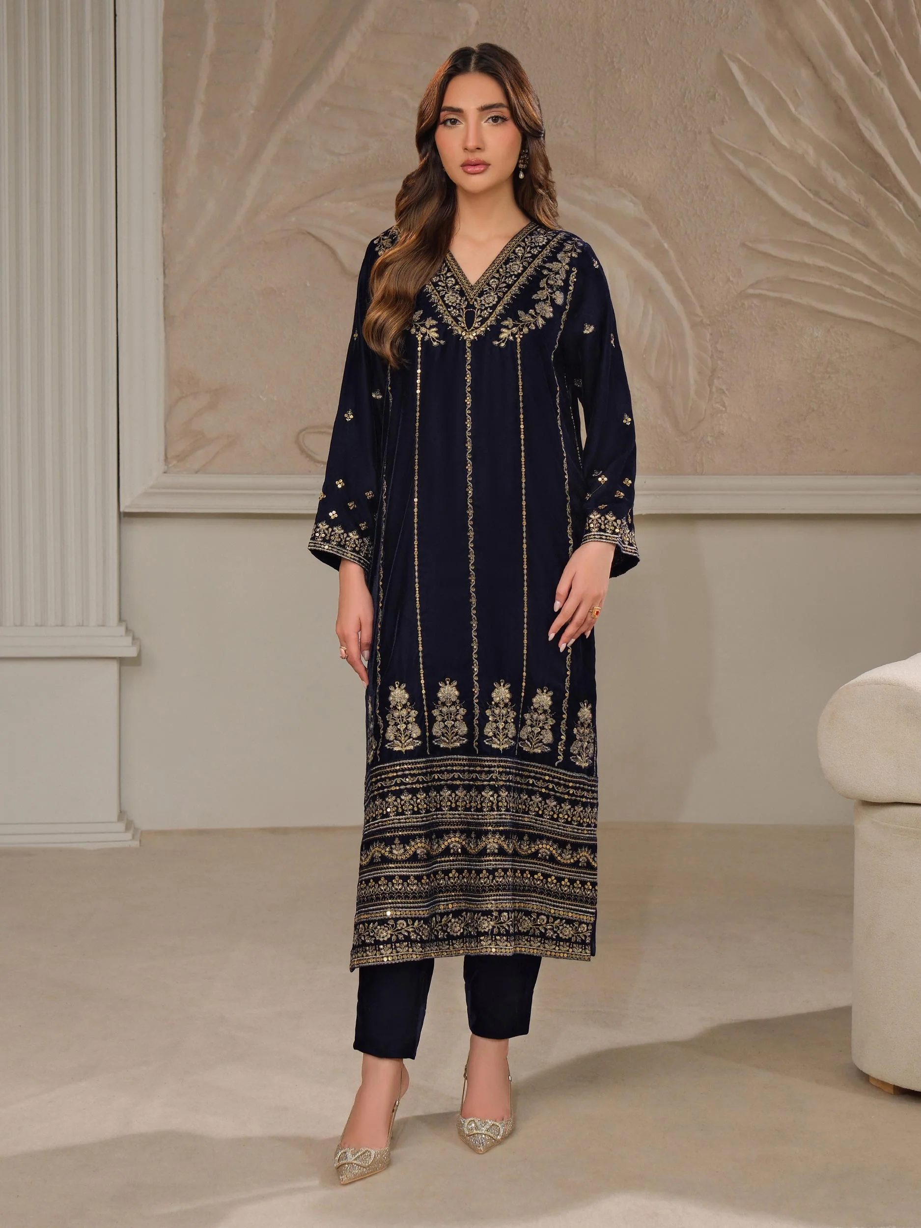 2 Piece Velvet Suit-Embroidered (Unstitched) - Image 3