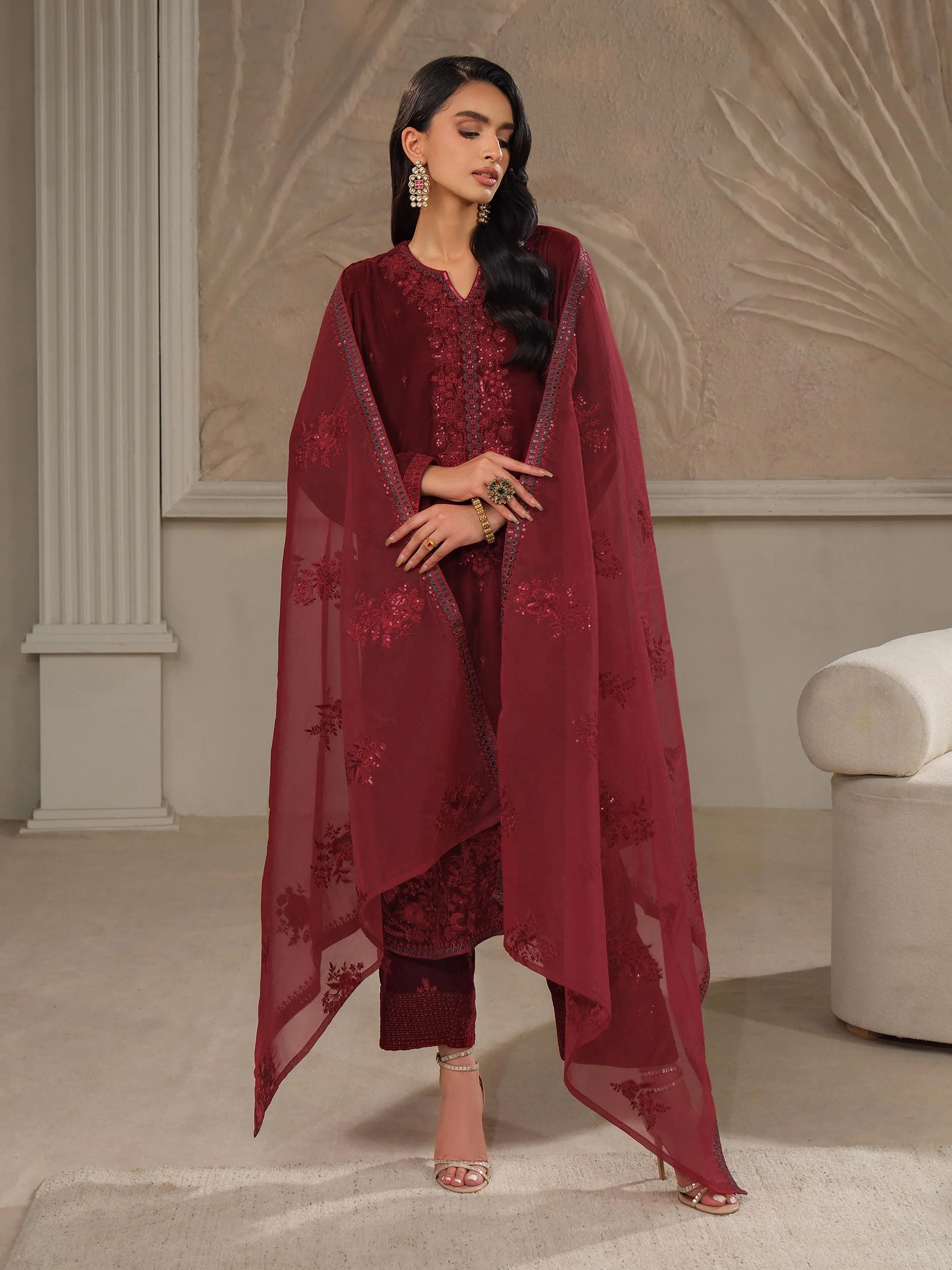 3 Piece Velvet Suit-Embroidered (Unstitched) - Image 3